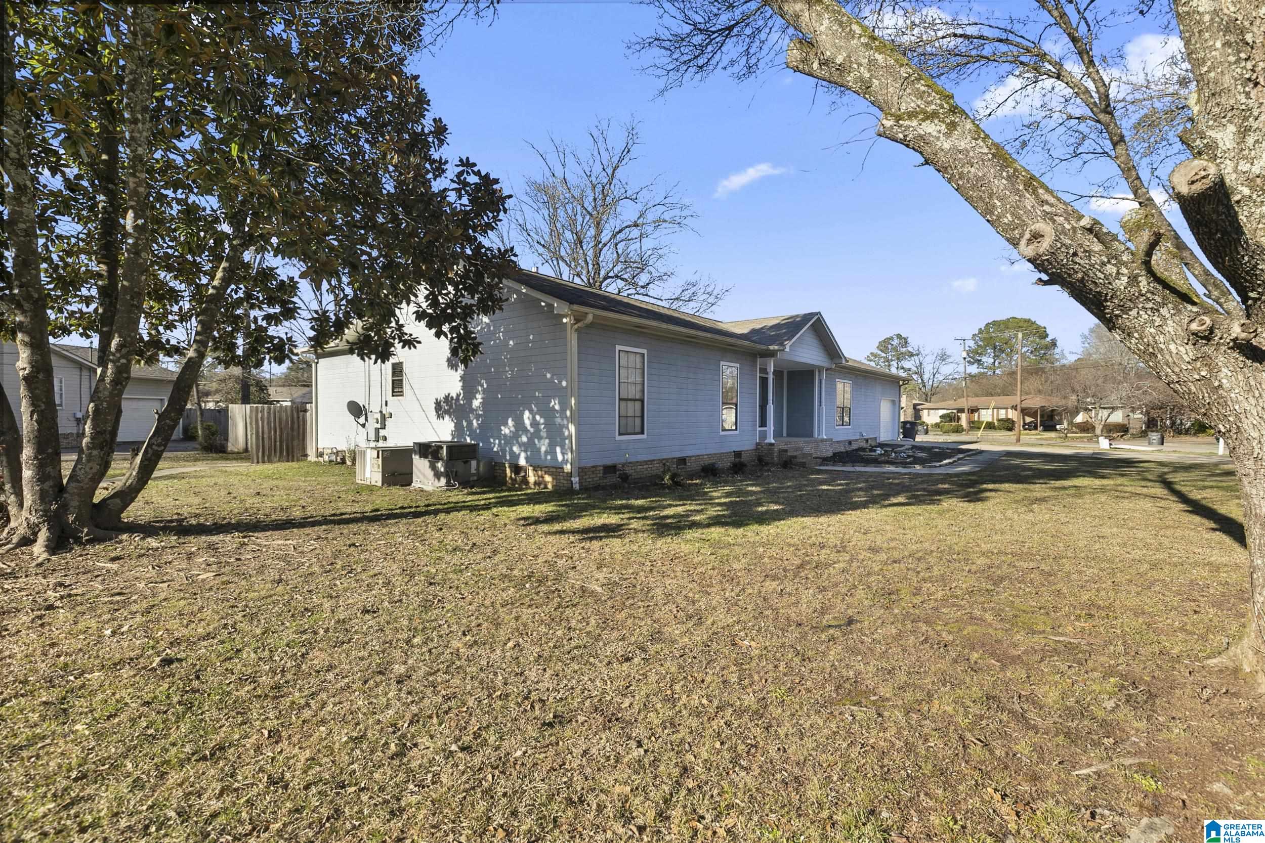 Homes for sale in Hueytown, AL | 632 Sunrise Boulevard, Hueytown, AL 35023 | MLS# 21442344