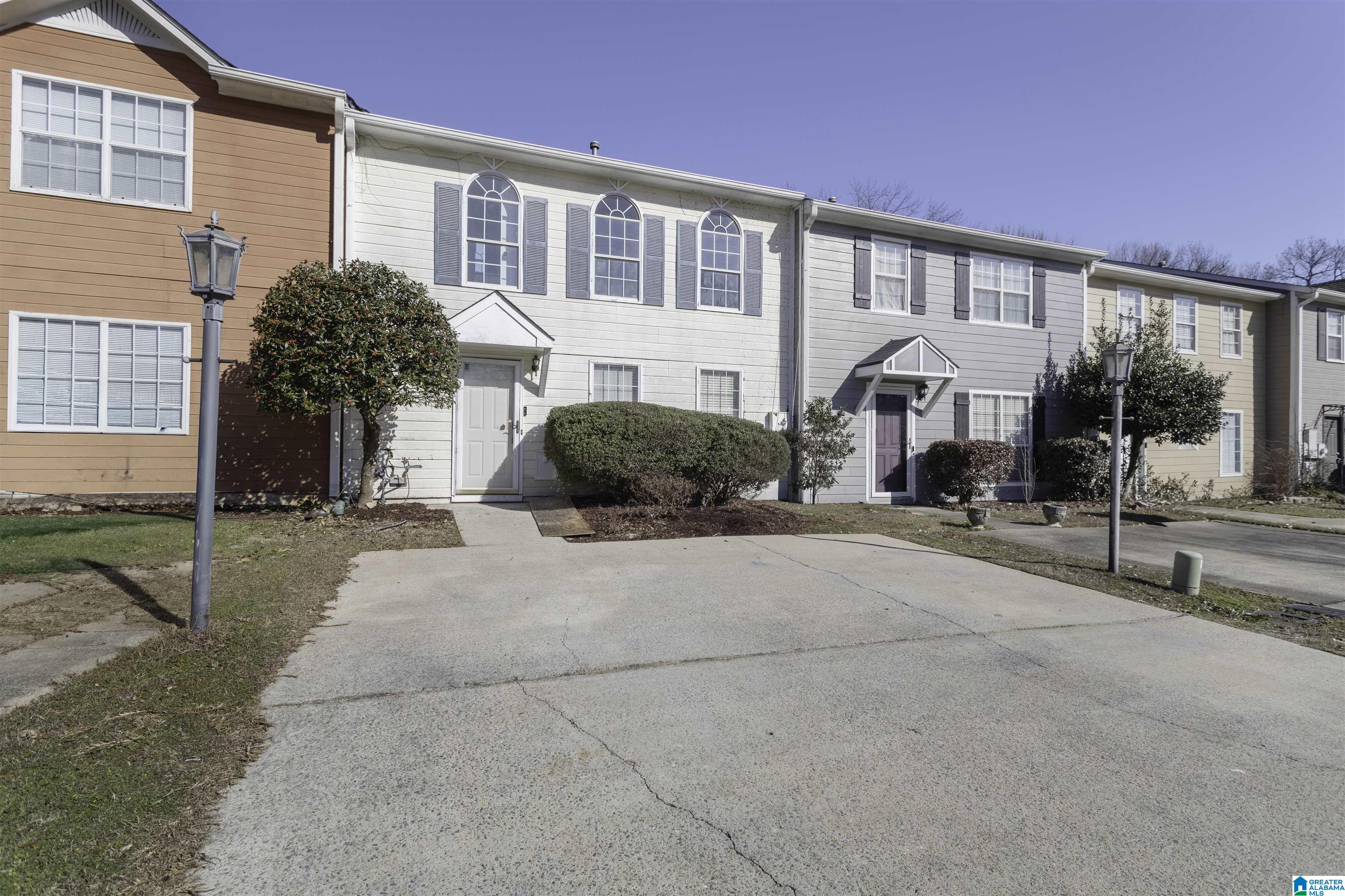 Homes for sale in Alabaster, AL | 121 Willow Point Lane, Alabaster, AL 35007 | MLS# 21442352