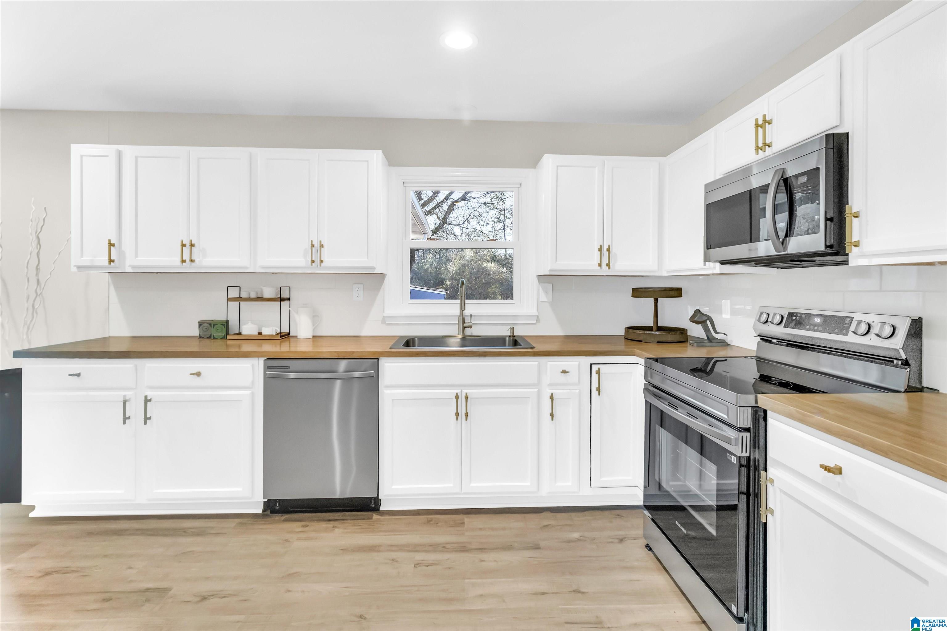 Homes for sale in Montevallo, AL | 245 Doster Dr, Montevallo, AL 35115 | MLS# 21442360