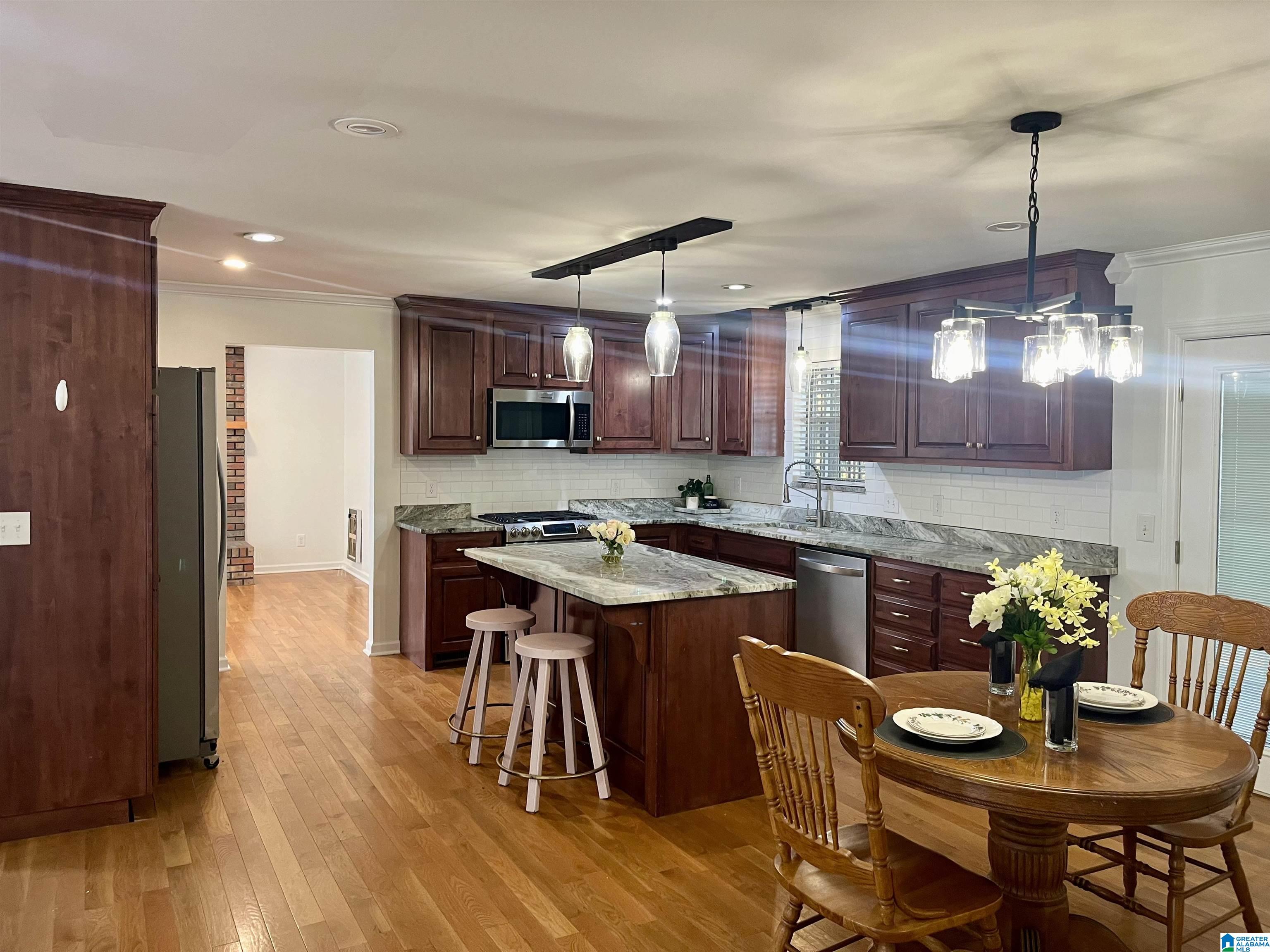 Homes for sale in Gardendale, AL | 1220 W Forest Dr, Gardendale, AL 35071 | MLS# 21442388