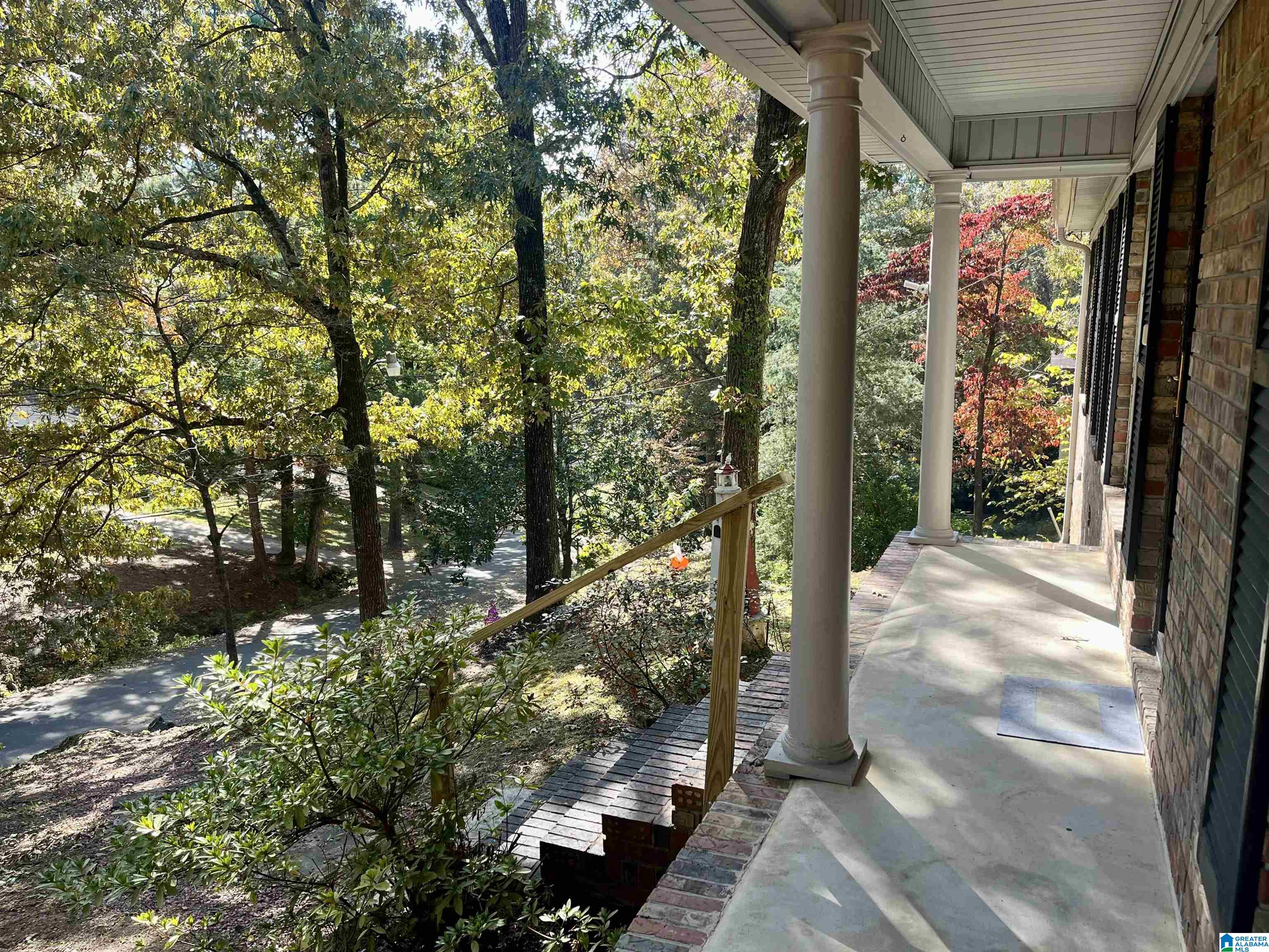 Homes for sale in Gardendale, AL | 1220 W Forest Dr, Gardendale, AL 35071 | MLS# 21442388