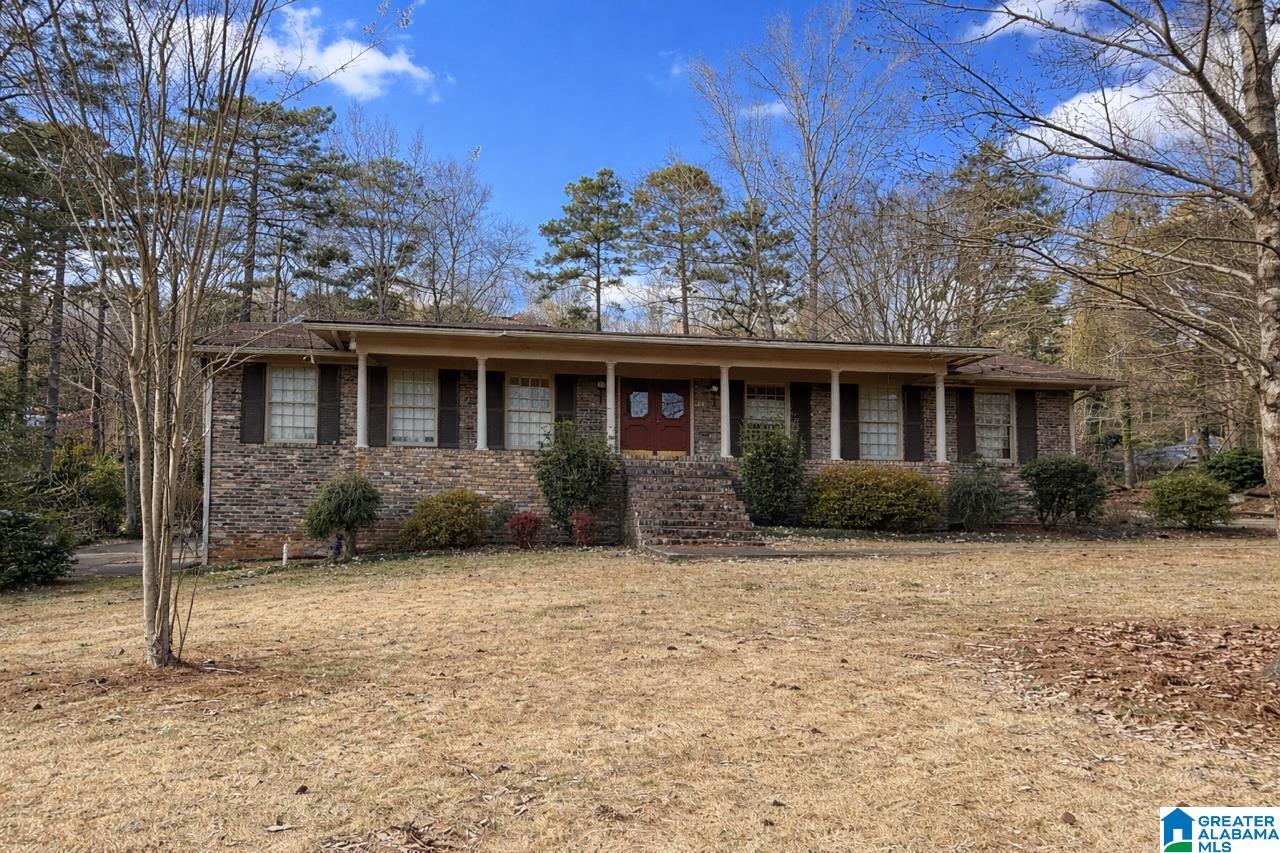 Homes for sale in Trussville, AL | 7406 Gadsden Hwy, Trussville, AL 35173 | MLS# 21442442