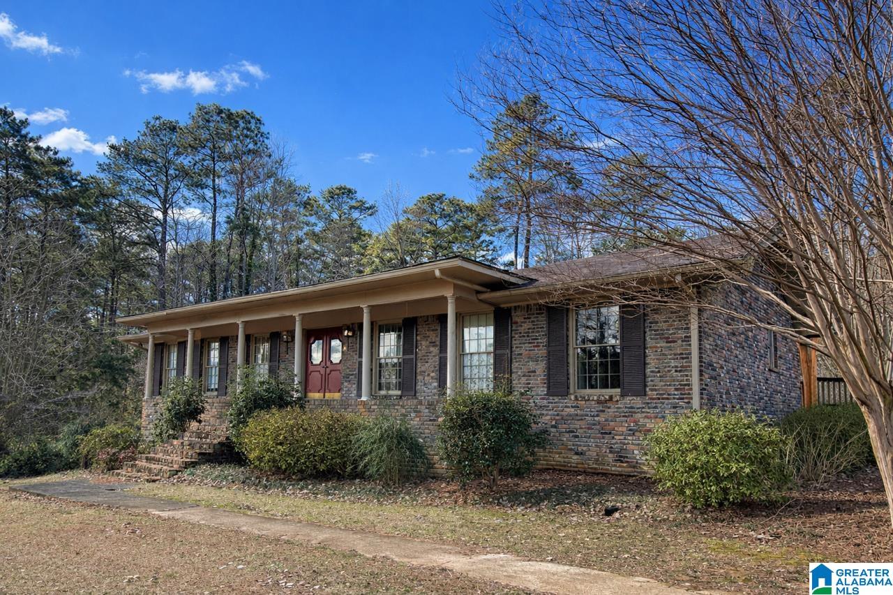 Homes for sale in Trussville, AL | 7406 Gadsden Hwy, Trussville, AL 35173 | MLS# 21442442