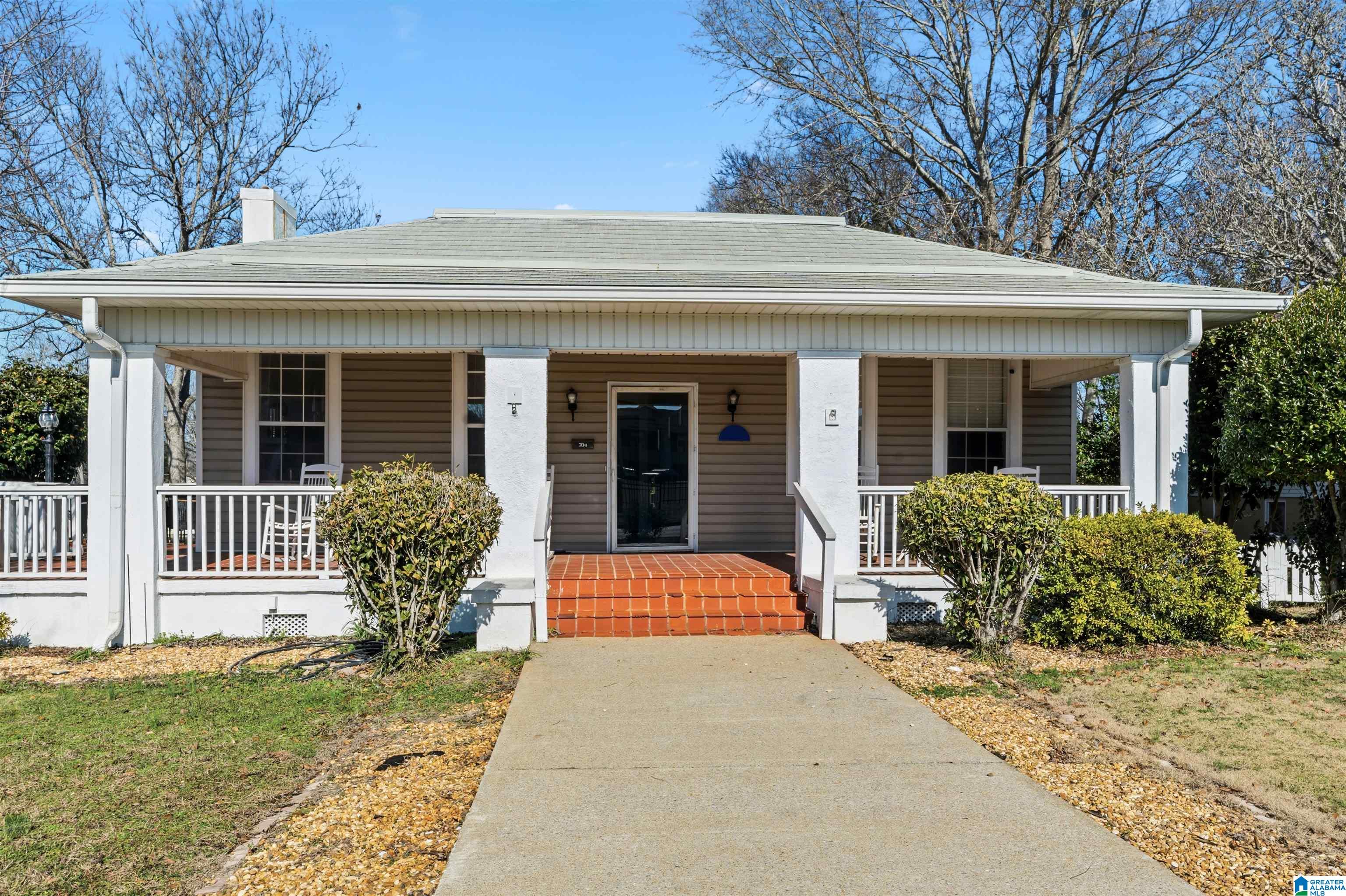 704 SOUTH STREET E