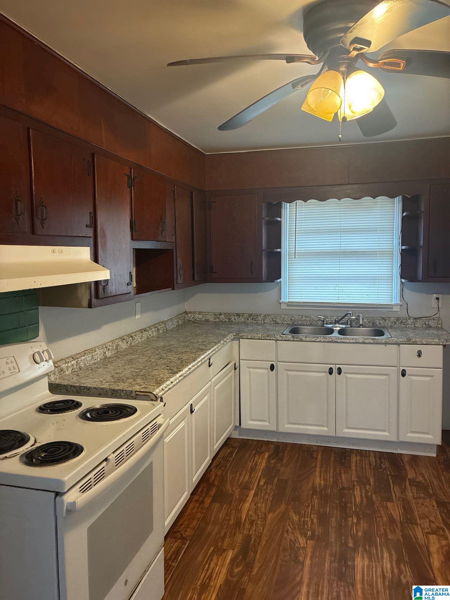 Homes for sale in Center Point, AL | 2241 1St Pl Nw, Center Point, AL 35215 | MLS# 21442465