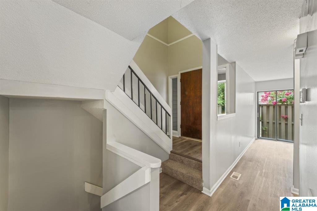 Homes for sale in Birmingham, AL | 2423 Eagle Court #2423, Birmingham, AL 35216 | MLS# 21442467