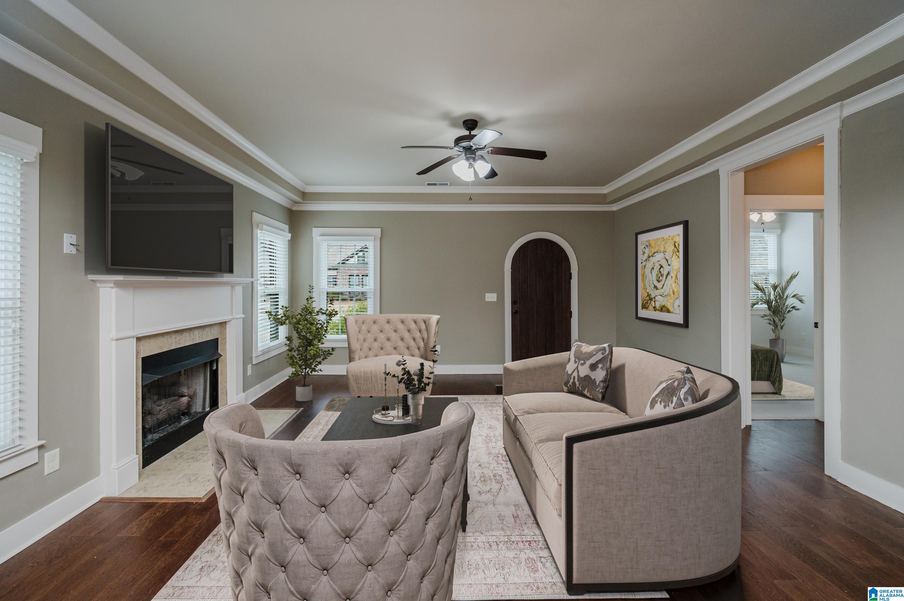 Homes for sale in Hoover, AL | 6388 Black Creek Loop S, Hoover, AL 35244 | MLS# 21442491