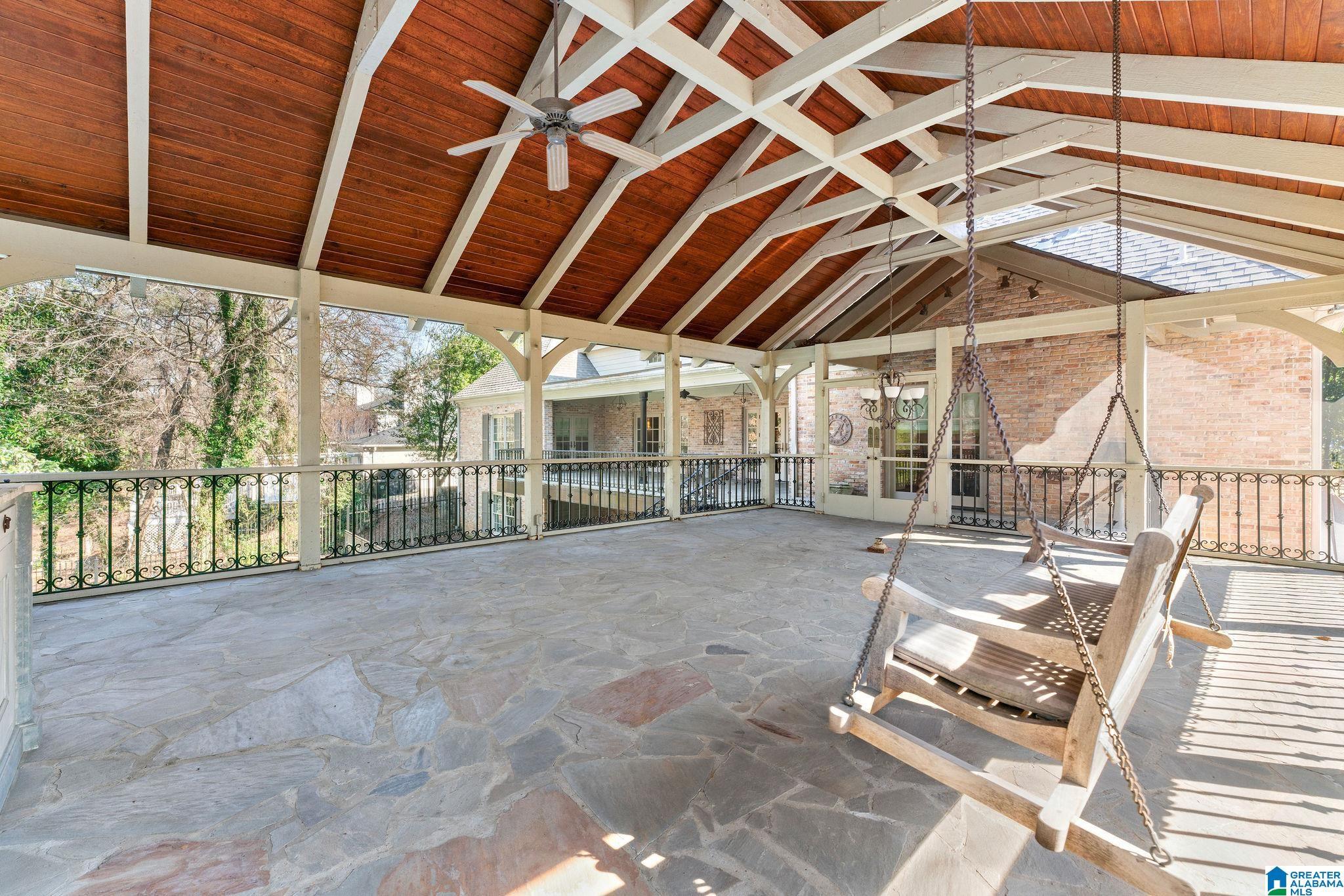 Photo 3 of Single family home for sale at 1222 Indian Hills Cir, Tuscaloosa, AL 35406 | MLS# 21442511 | Listing updated on 2026-04-20