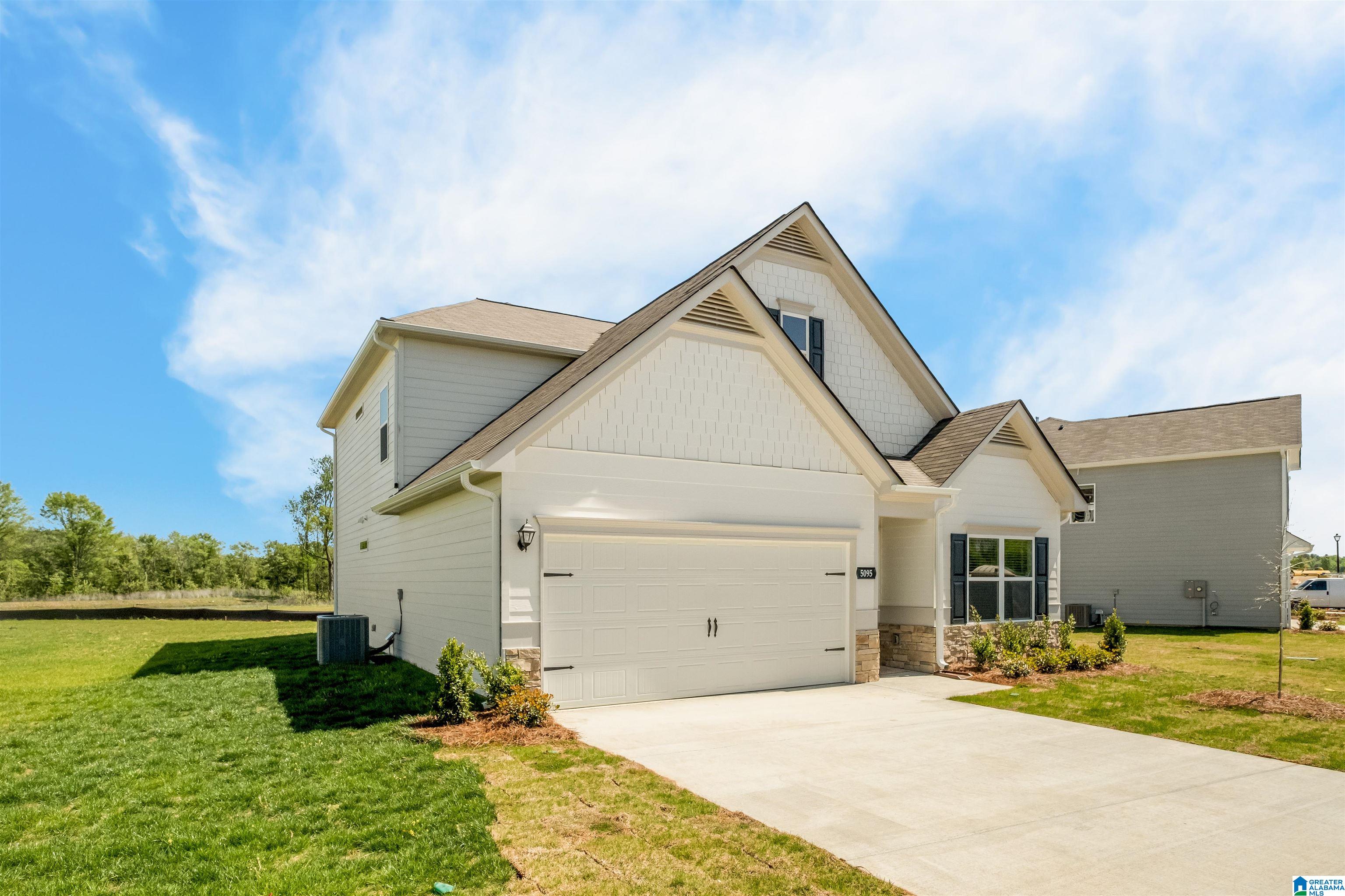 Homes for sale in Columbiana, AL | 564 Pine Valley Trail, Columbiana, AL 35051 | MLS# 21442521