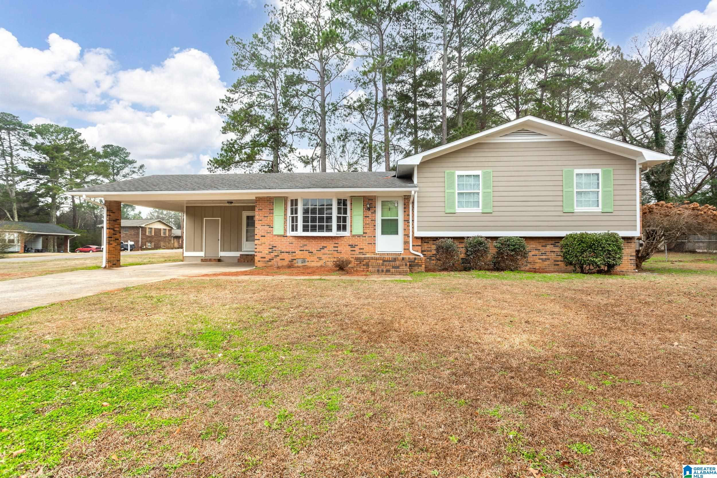 1508 GREENBRIAR LANE
