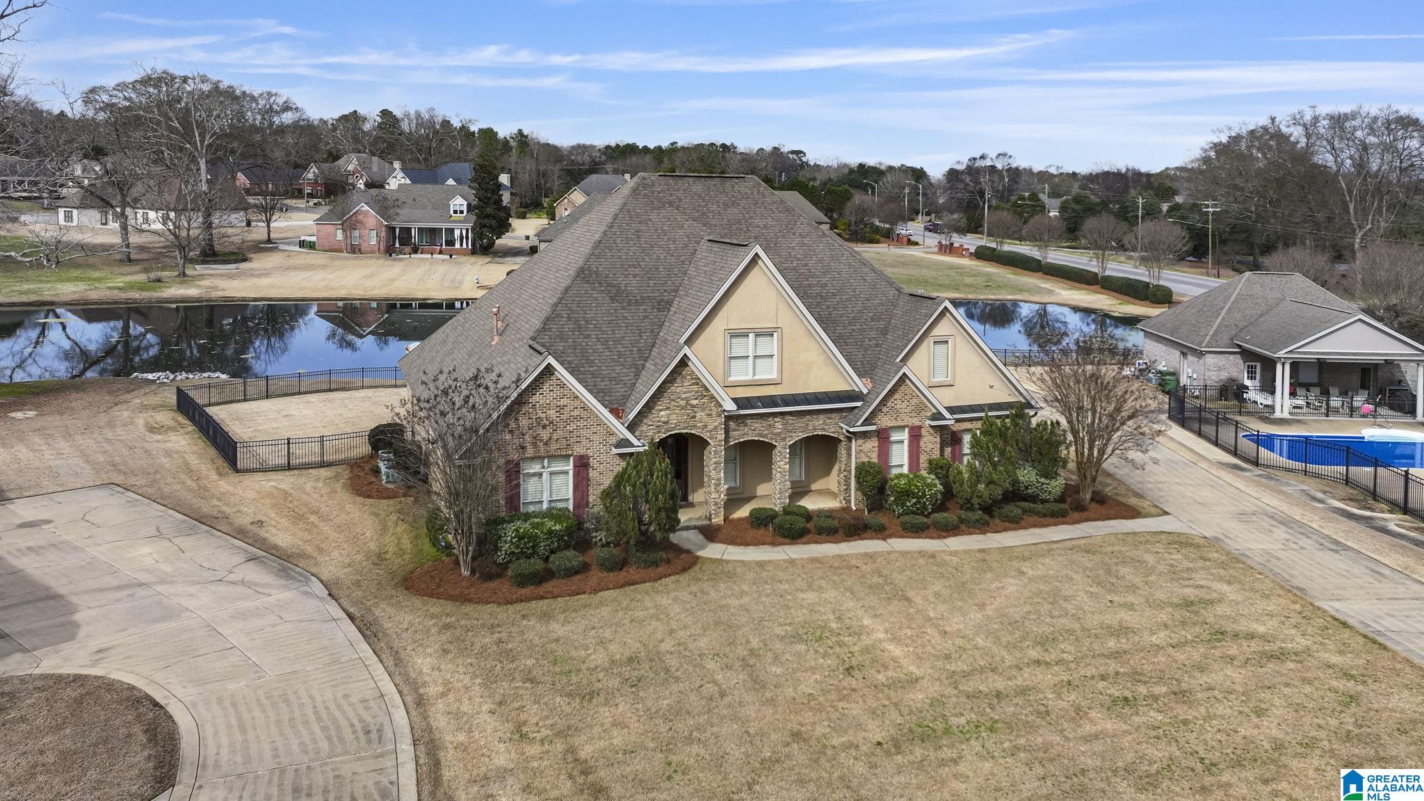 6224 HUNTERS GROVE