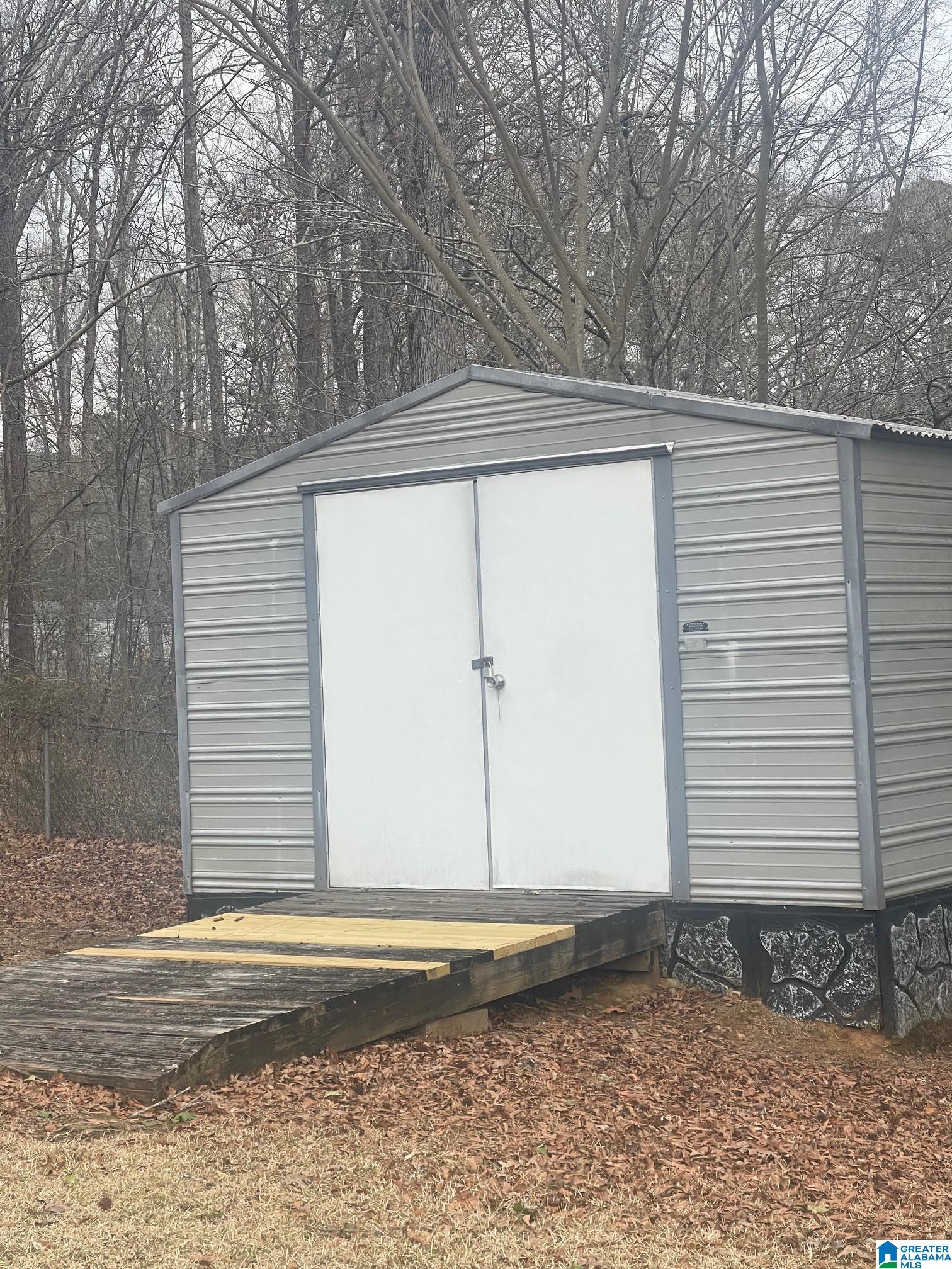 Homes for sale in Riverside, AL | 359 Arrowhead Dr, Riverside, AL 35135 | MLS# 21442527