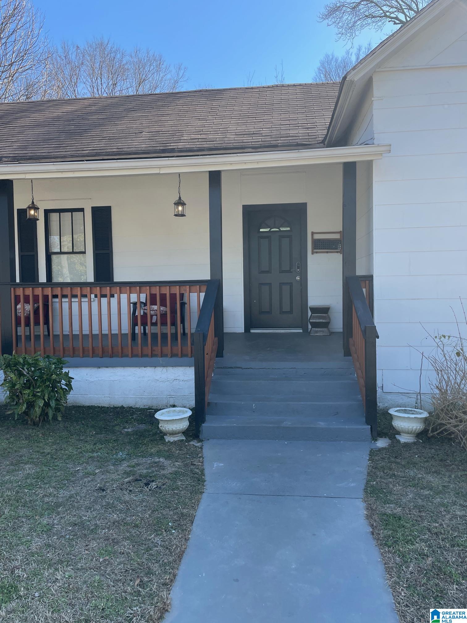 Photo 3 of Single family home for sale at 2013 3rd Avenue S, Irondale, AL 35210 | MLS# 21442538 | Listing updated on 2026-05-29
