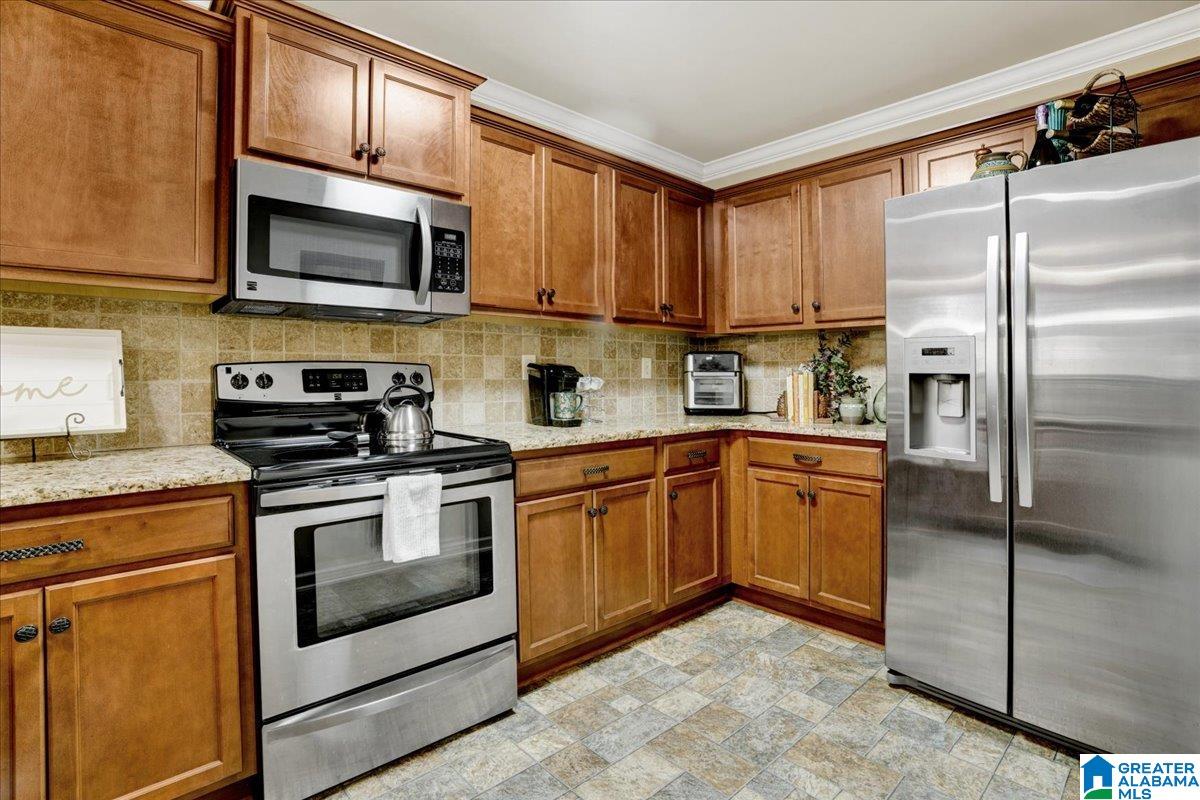 Homes for sale in Fultondale, AL | 474 W Park Dr, Fultondale, AL 35068 | MLS# 21442561