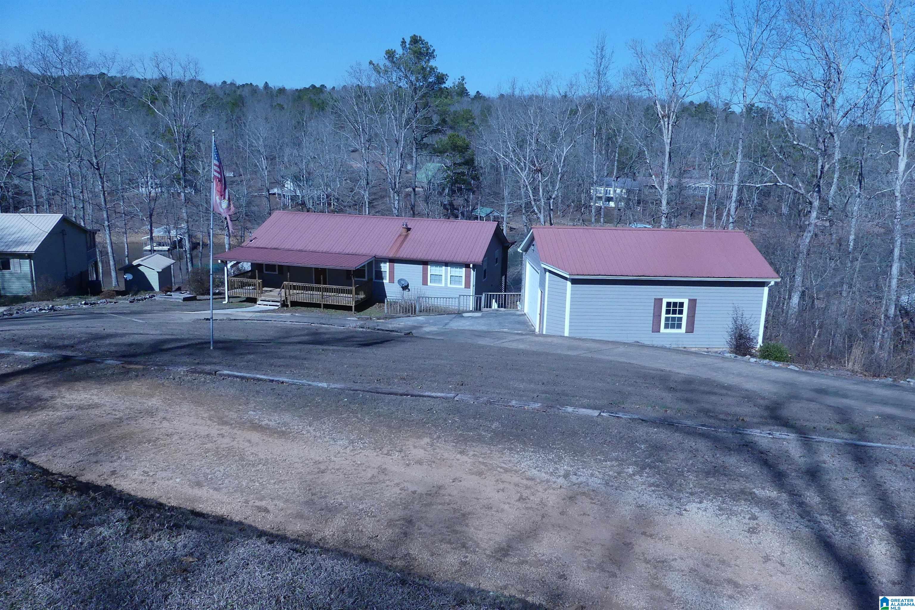 Homes for sale in Wedowee, AL | 832 Point South Dr, Wedowee, AL 36266 | MLS# 21442578