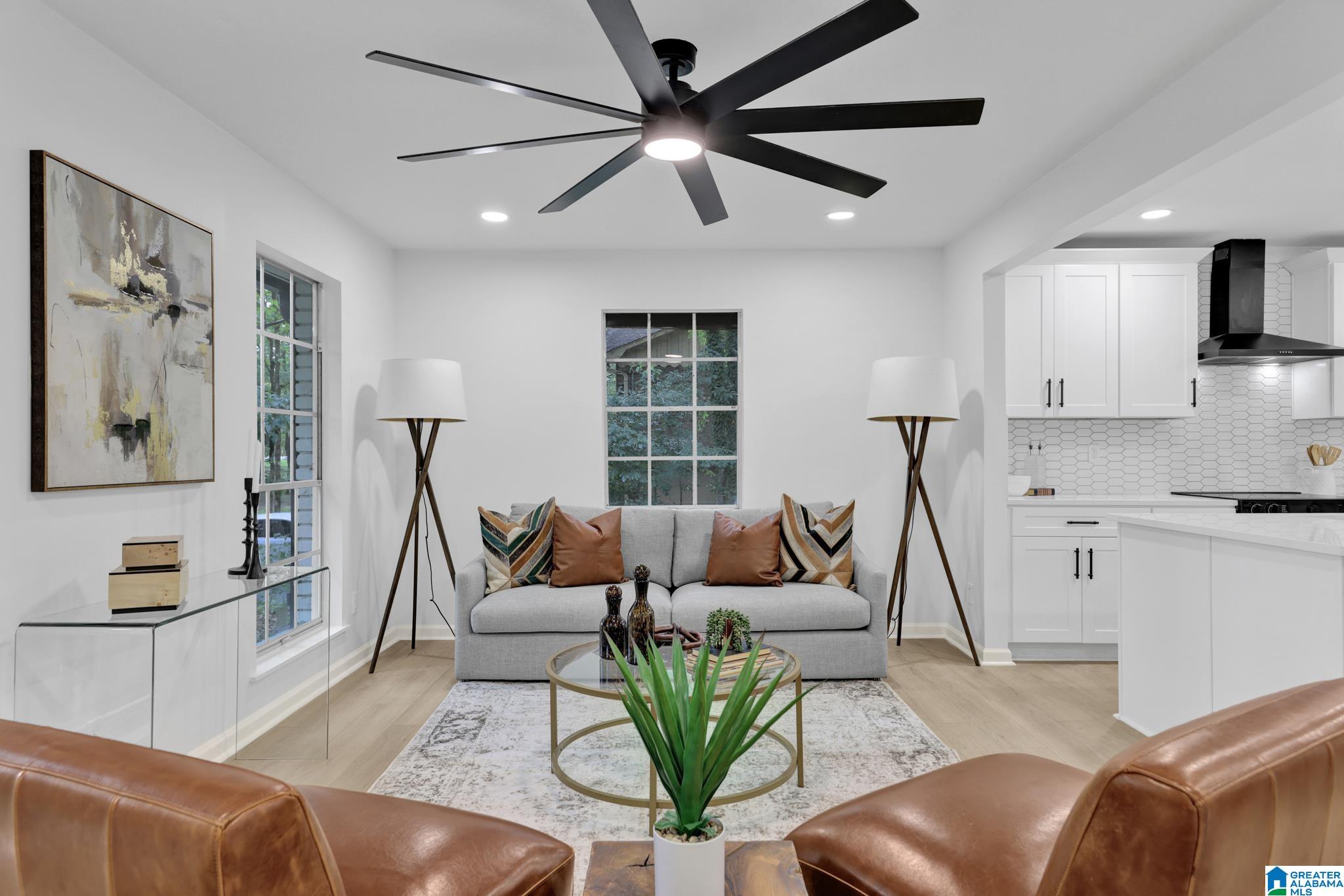 Homes for sale in Hueytown, AL | 3016 Virginia Dr, Hueytown, AL 35023 | MLS# 21442614