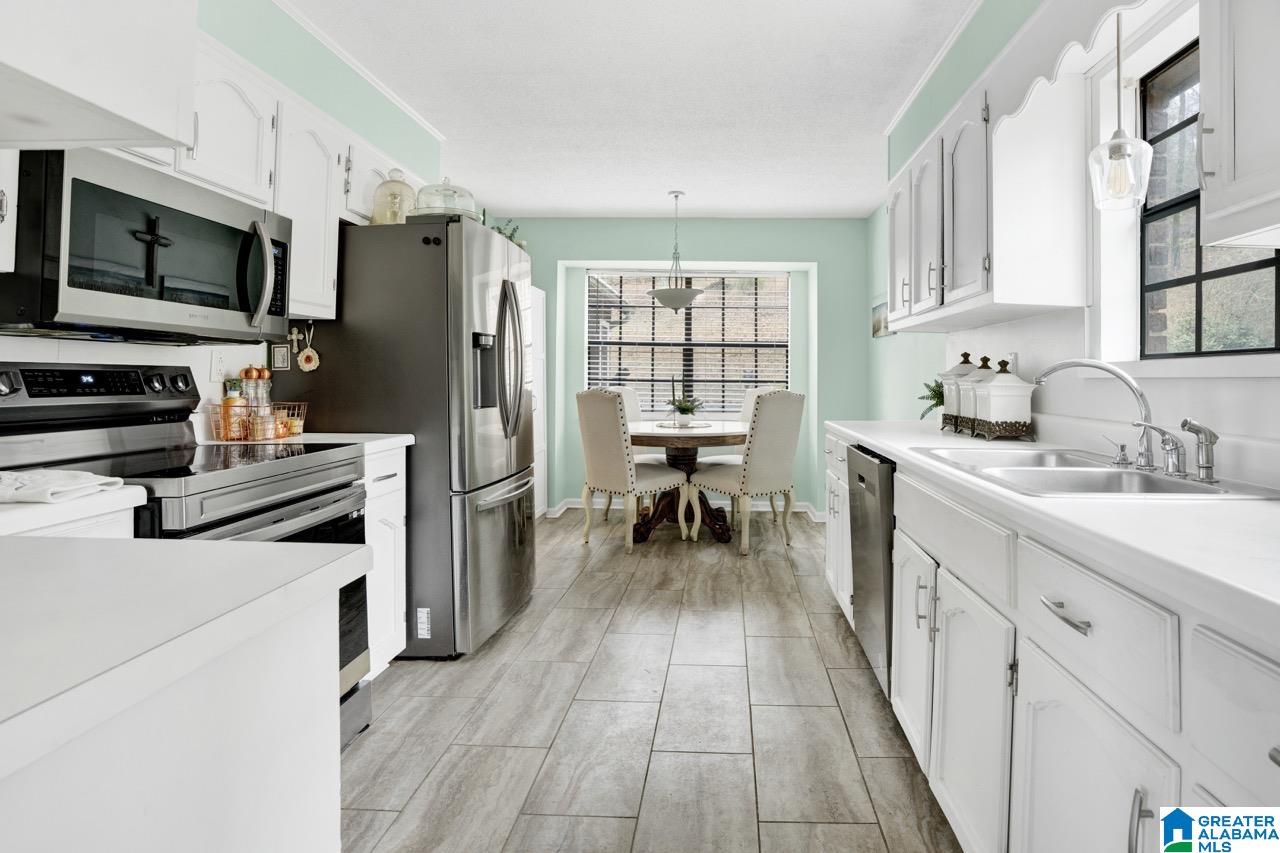 Homes for sale in Mccalla, AL | 1110 Rock Crest Dr, Mccalla, AL 35111 | MLS# 21442640