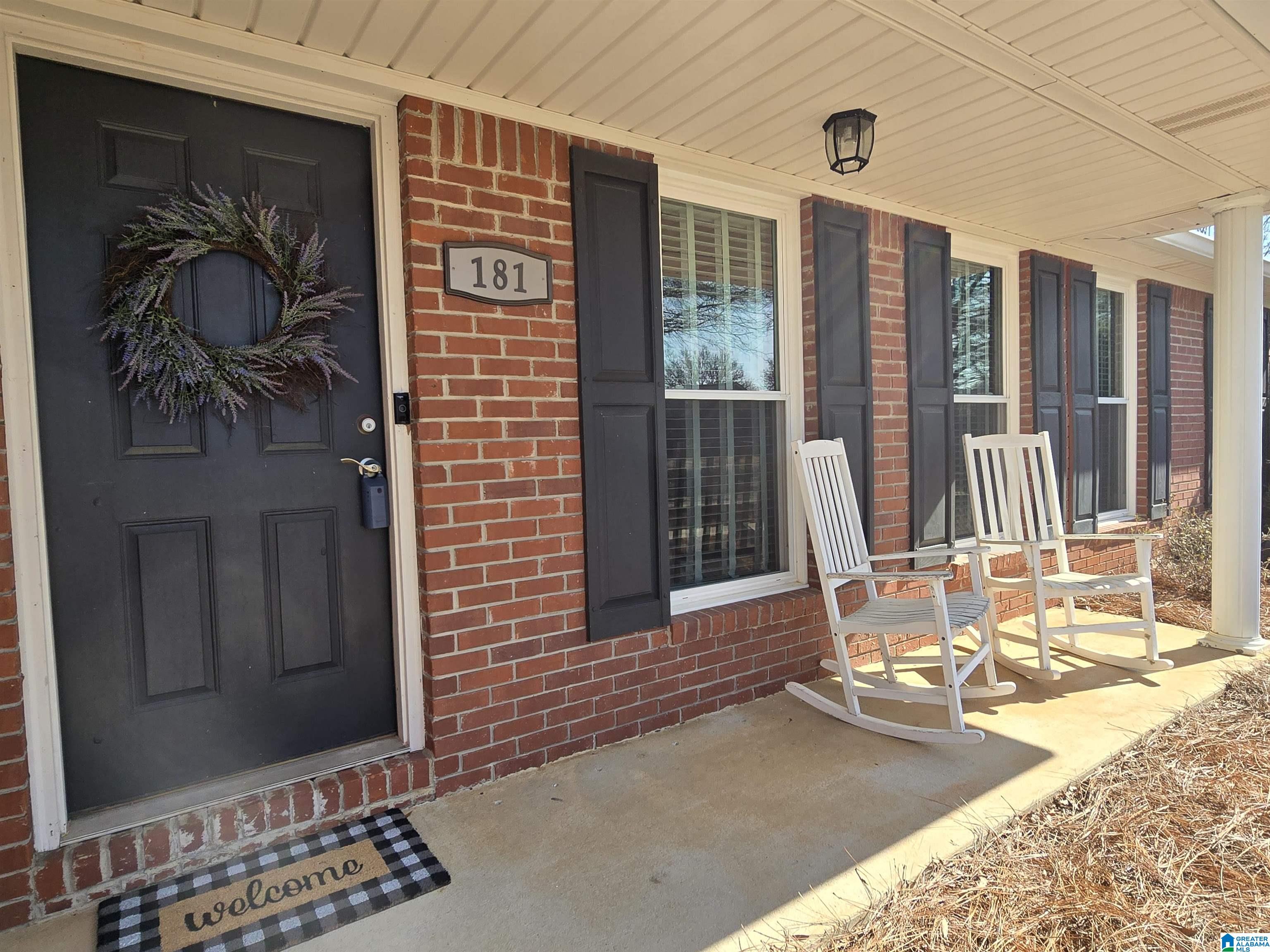 Homes for sale in Alabaster, AL | 181 Silverstone Lane, Alabaster, AL 35007 | MLS# 21442670