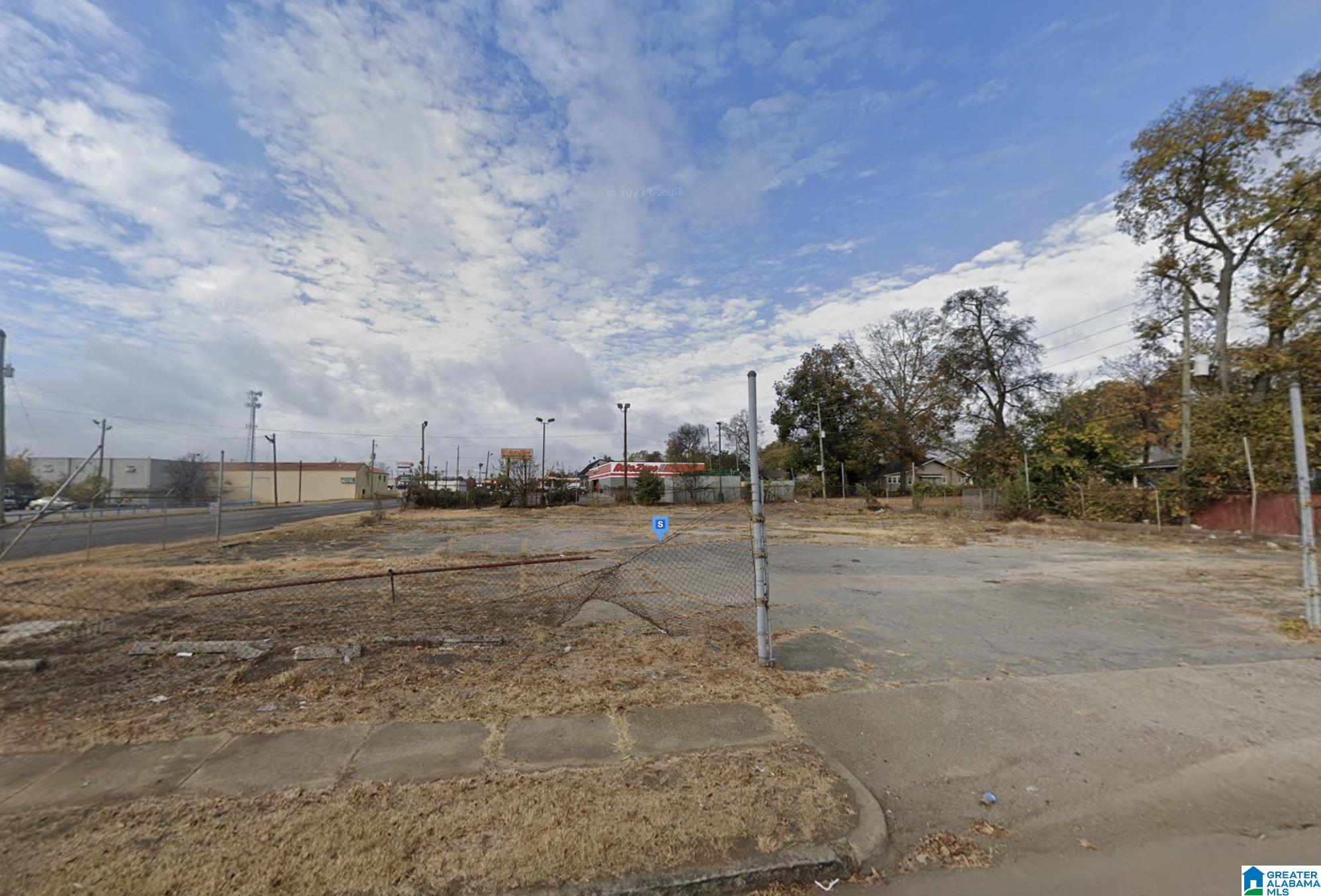 Homes for sale in Birmingham, AL | 700 3Rd Avenue W, Birmingham, AL 35204 | MLS# 21442695