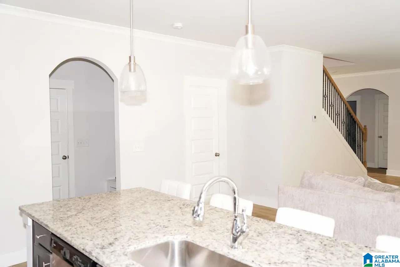 Homes for sale in Alabaster, AL | 1368 N Wynlake Dr, Alabaster, AL 35007 | MLS# 21442701