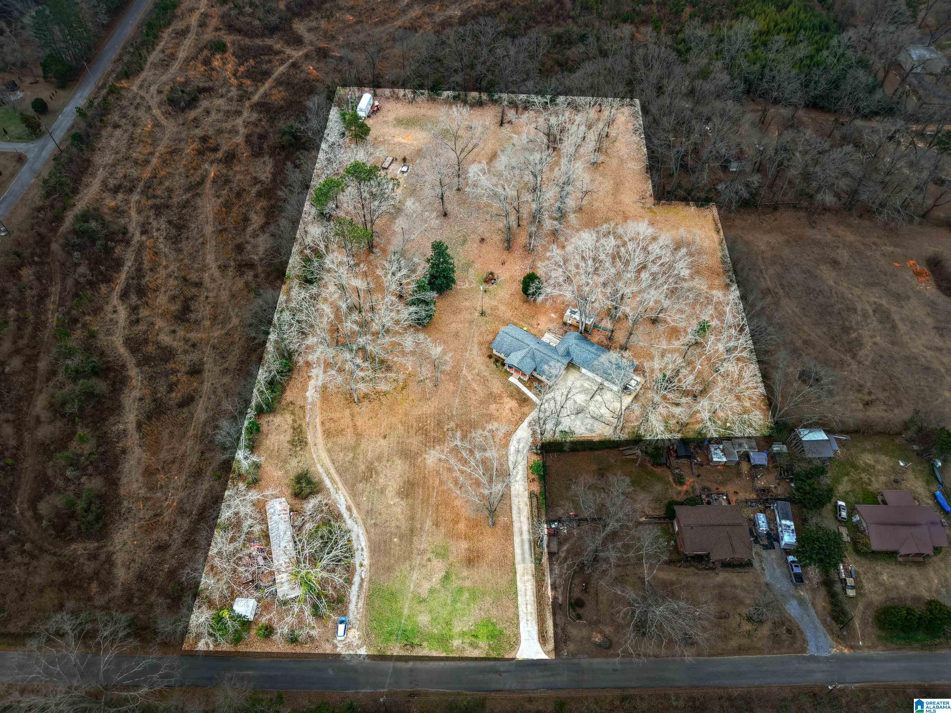 Homes for sale in Thorsby, AL | 716 Lincoln Street E, Thorsby, AL 35171 | MLS# 21442745