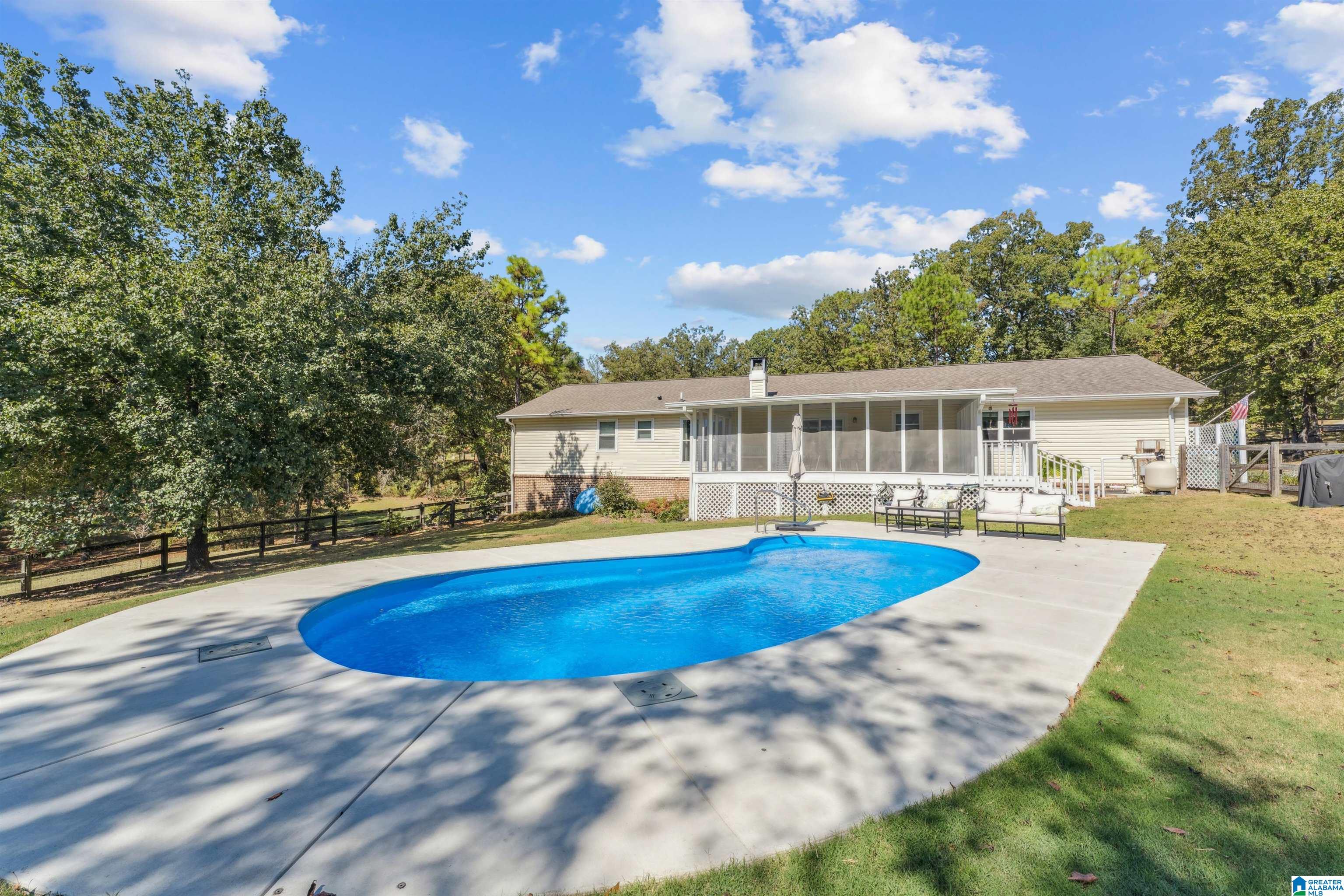 Homes for sale in Montevallo, AL | 221 Meadowood Lane, Montevallo, AL 35115 | MLS# 21442755