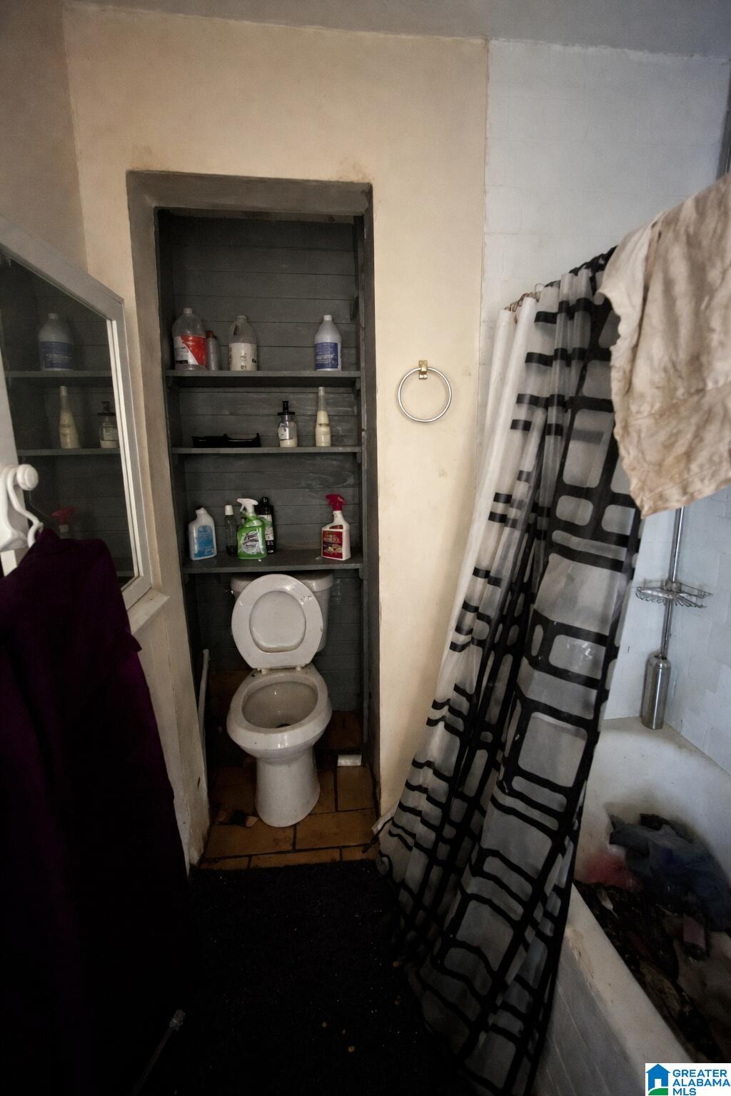 Homes for sale in Birmingham, AL | 5204 Court P, Birmingham, AL 35208 | MLS# 21442772