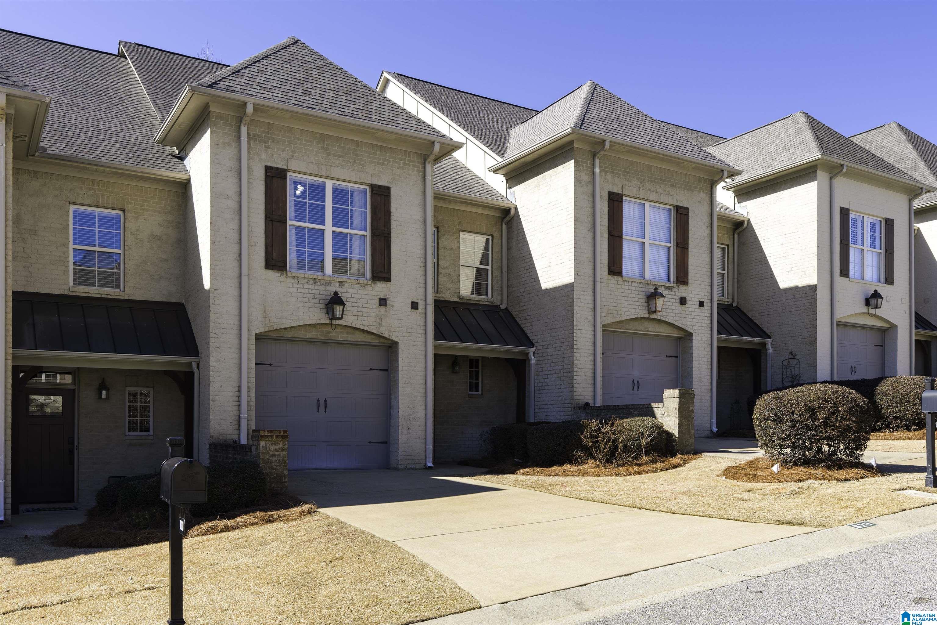 Photo 2 of Townhouse for sale at 629 White Stone Way, Hoover, AL 35226 | MLS# 21442800 | Listing updated on 2026-03-23