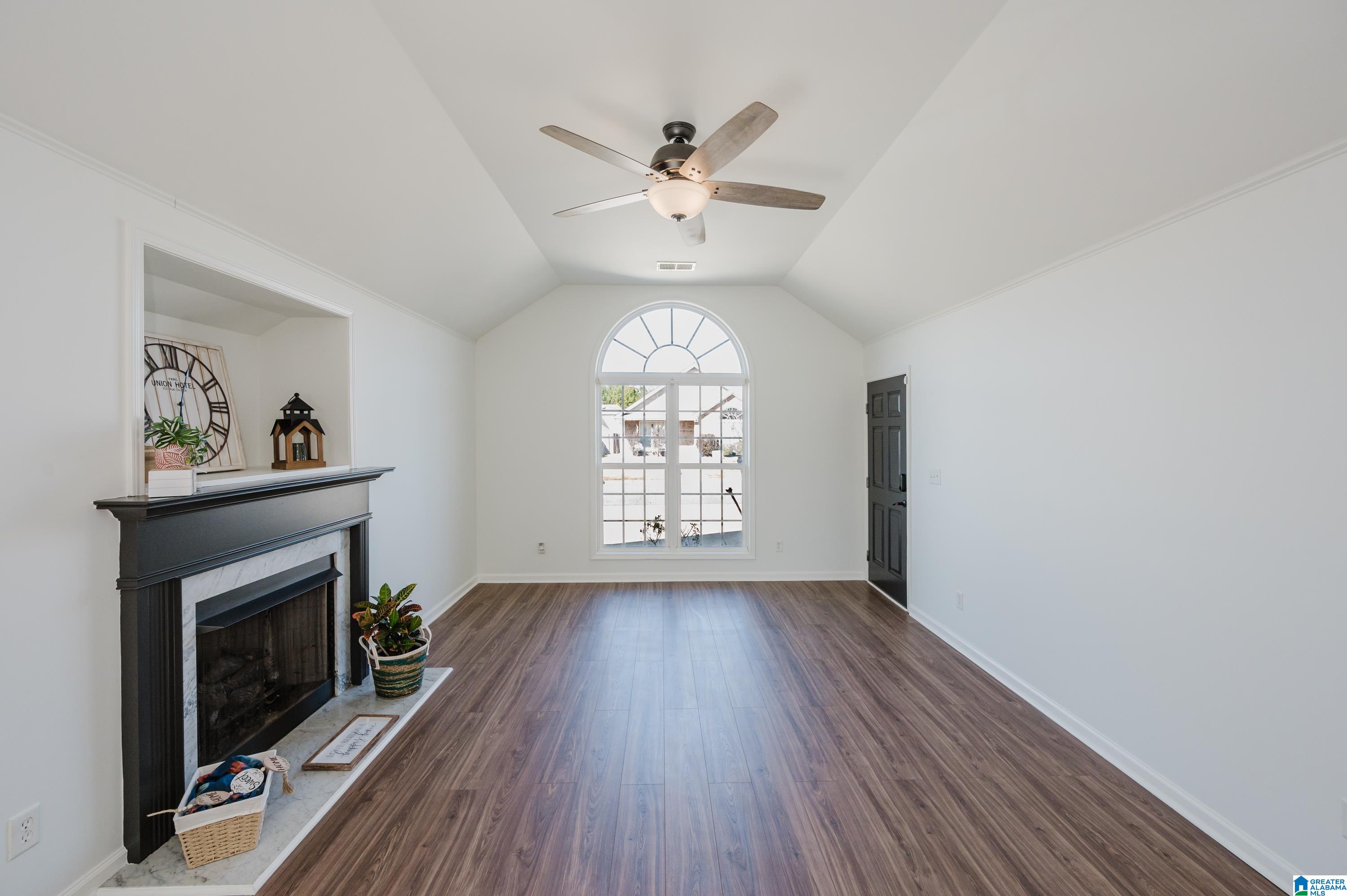 Homes for sale in Calera, AL | 2162 Village Lane, Calera, AL 35040 | MLS# 21442804