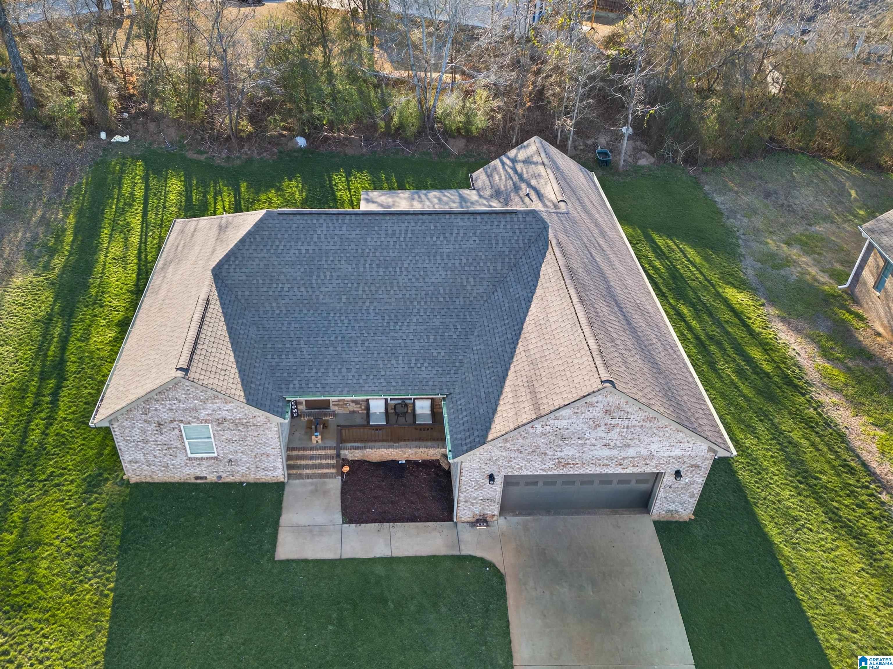 Homes for sale in Lincoln, AL | 108 Lake Pointe Dr, Lincoln, AL 35096 | MLS# 21442811