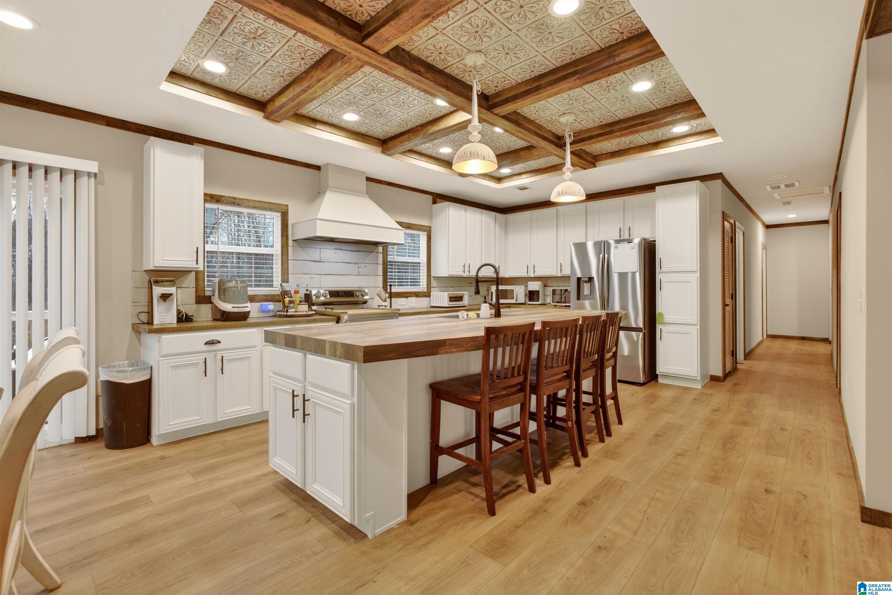 Homes for sale in Jemison, AL | 4375 County Road 48, Jemison, AL 35085 | MLS# 21442827