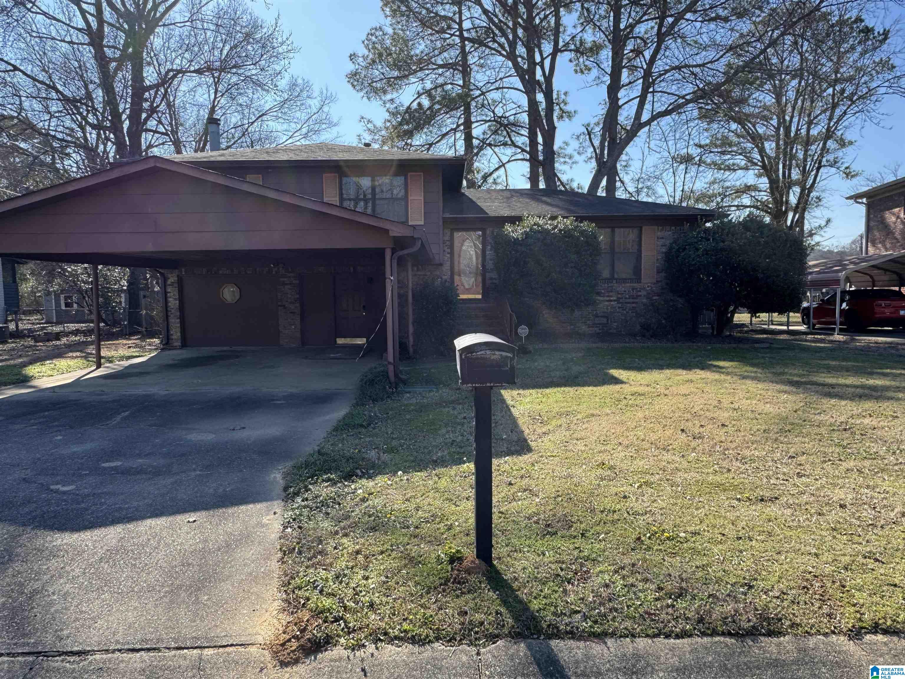 Homes for sale in Hueytown, AL | 135 Merrimont Dr, Hueytown, AL 35023 | MLS# 21442836