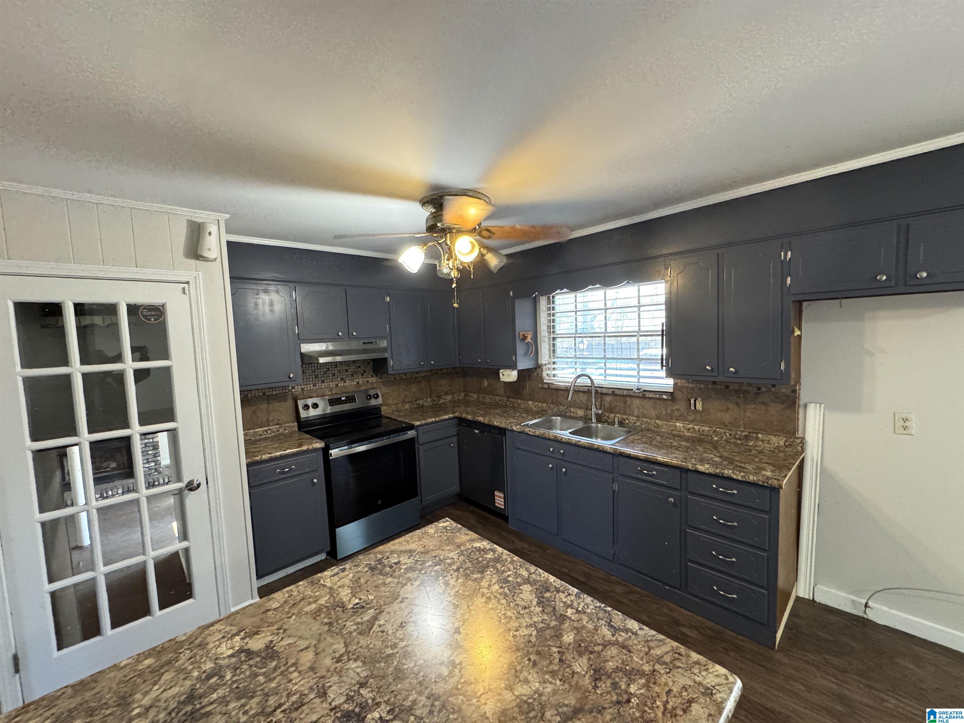 Homes for sale in Hueytown, AL | 135 Merrimont Dr, Hueytown, AL 35023 | MLS# 21442836