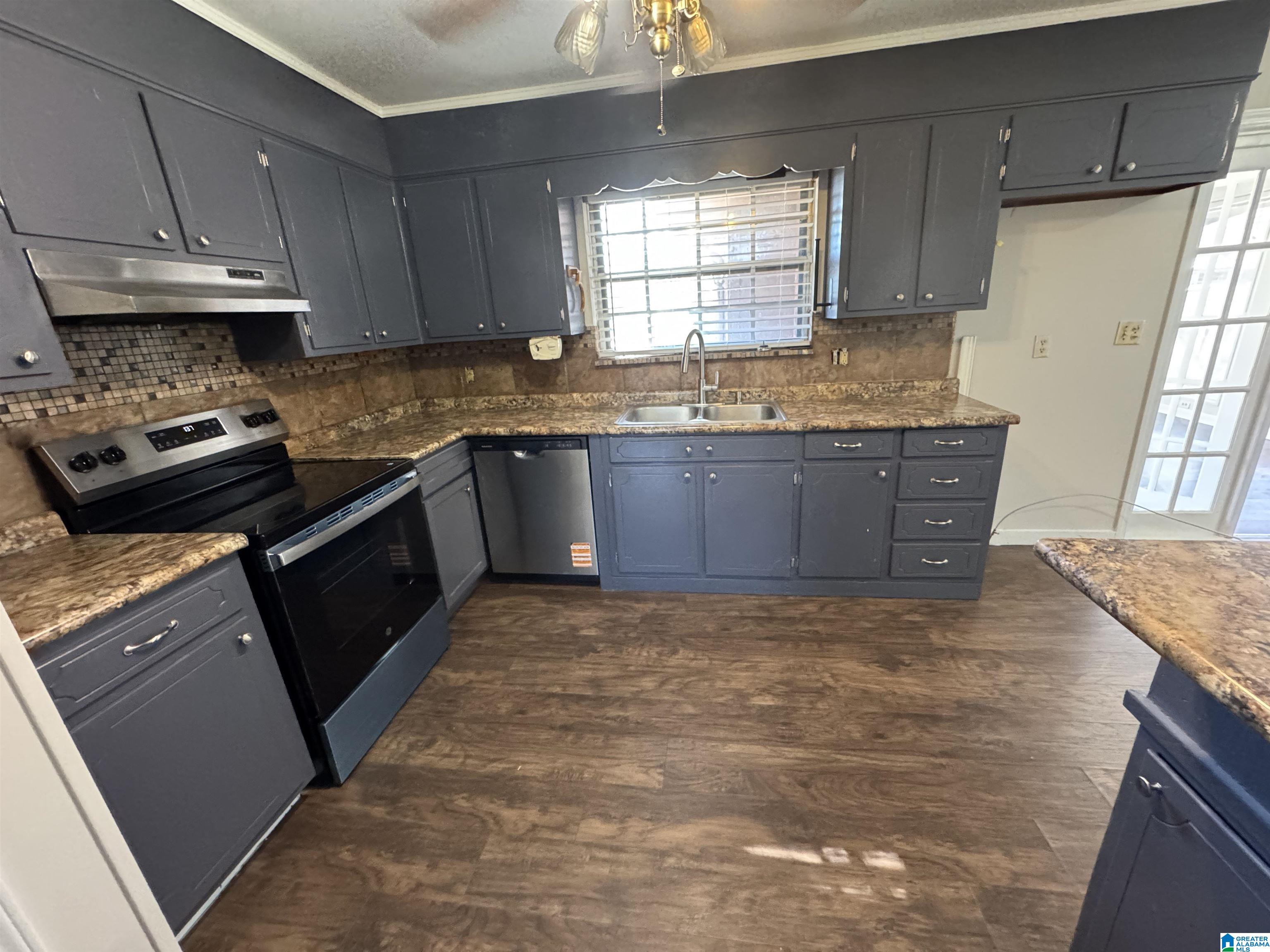 Homes for sale in Hueytown, AL | 135 Merrimont Dr, Hueytown, AL 35023 | MLS# 21442836