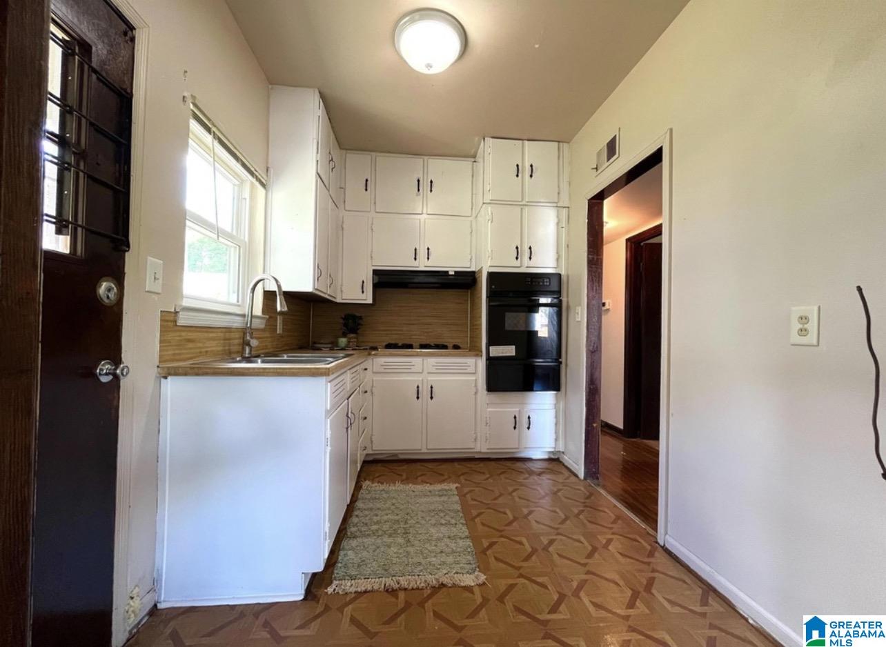 Photo 4 of Single family home for sale at 4432 Mcclain St, Brighton, AL 35020 | MLS# 21442837 | Listing updated on 2026-03-06