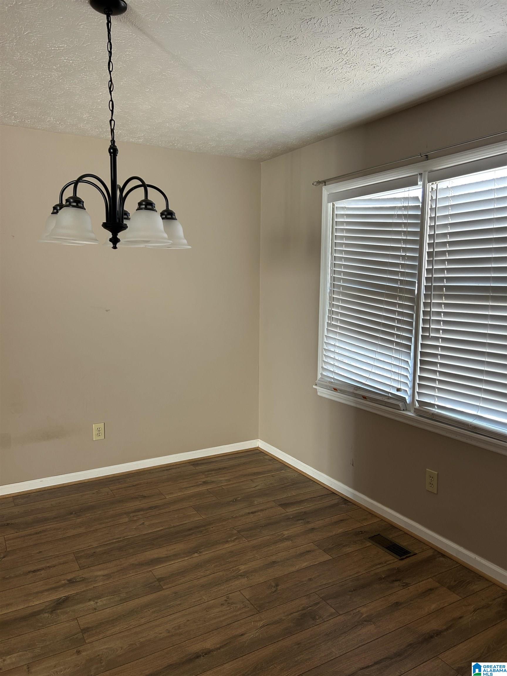 Homes for sale in Jacksonville, AL | 1205 Derek Dr Sw, Jacksonville, AL 36265 | MLS# 21442852