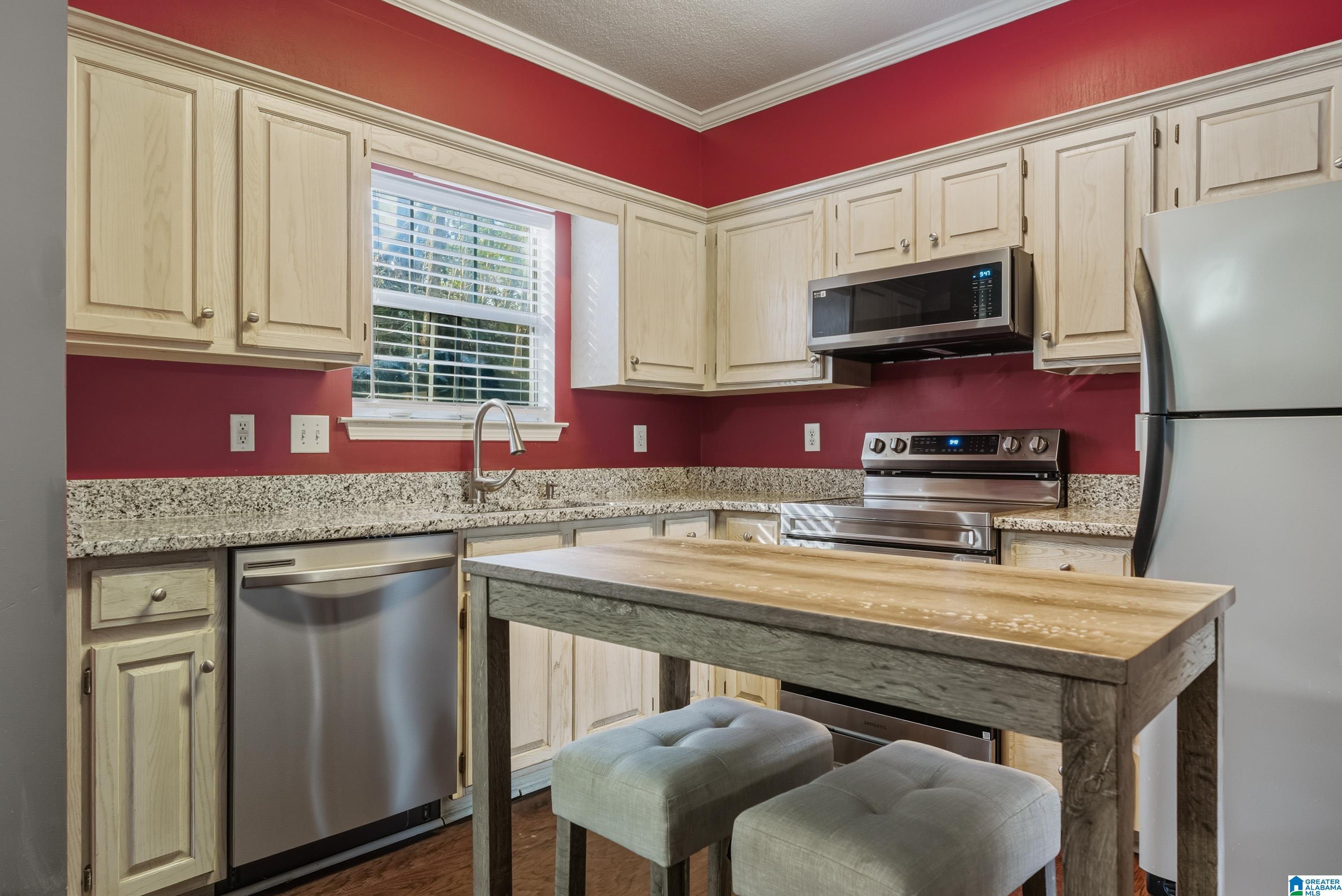 Homes for sale in Pelham, AL | 136 Sugar Dr, Pelham, AL 35124 | MLS# 21442861