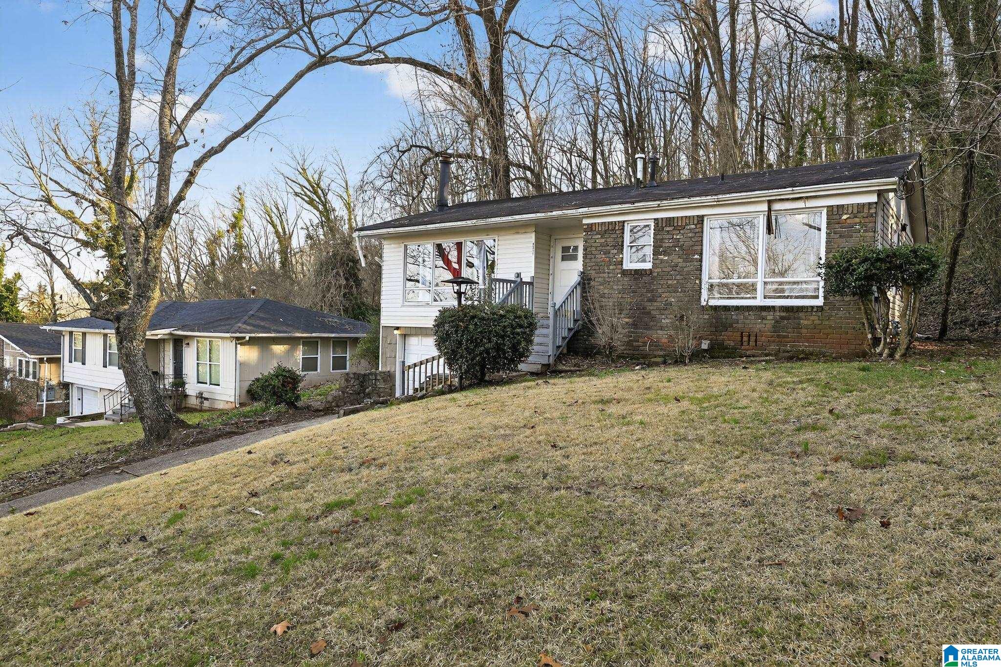 Homes for sale in Birmingham, AL | 8311 12Th Avenue S, Birmingham, AL 35206 | MLS# 21442878