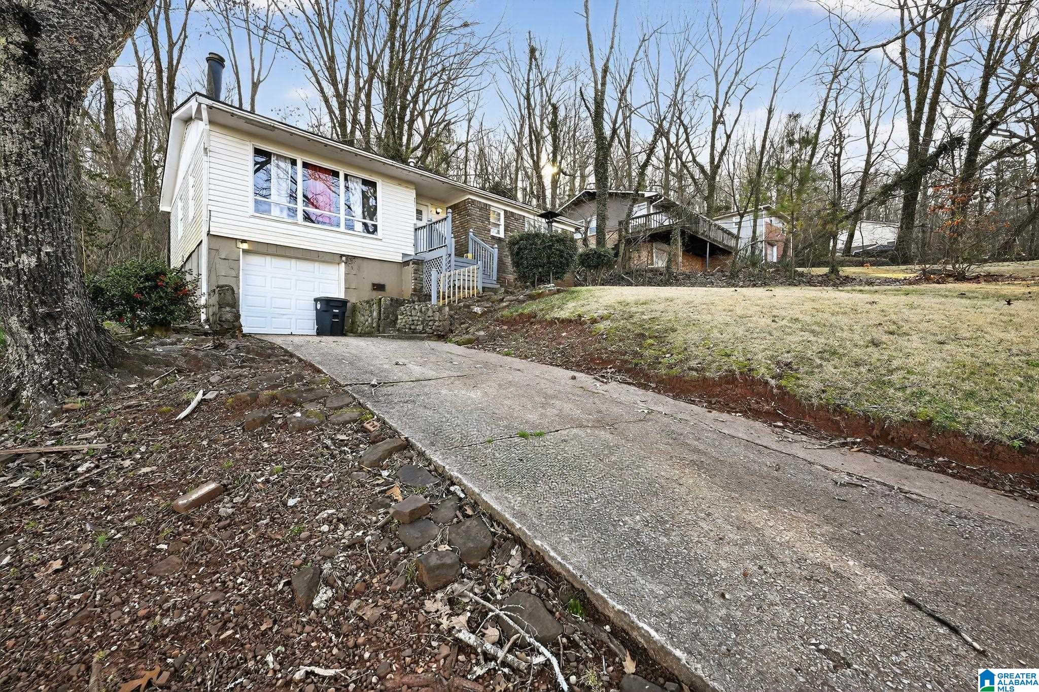 Homes for sale in Birmingham, AL | 8311 12Th Avenue S, Birmingham, AL 35206 | MLS# 21442878