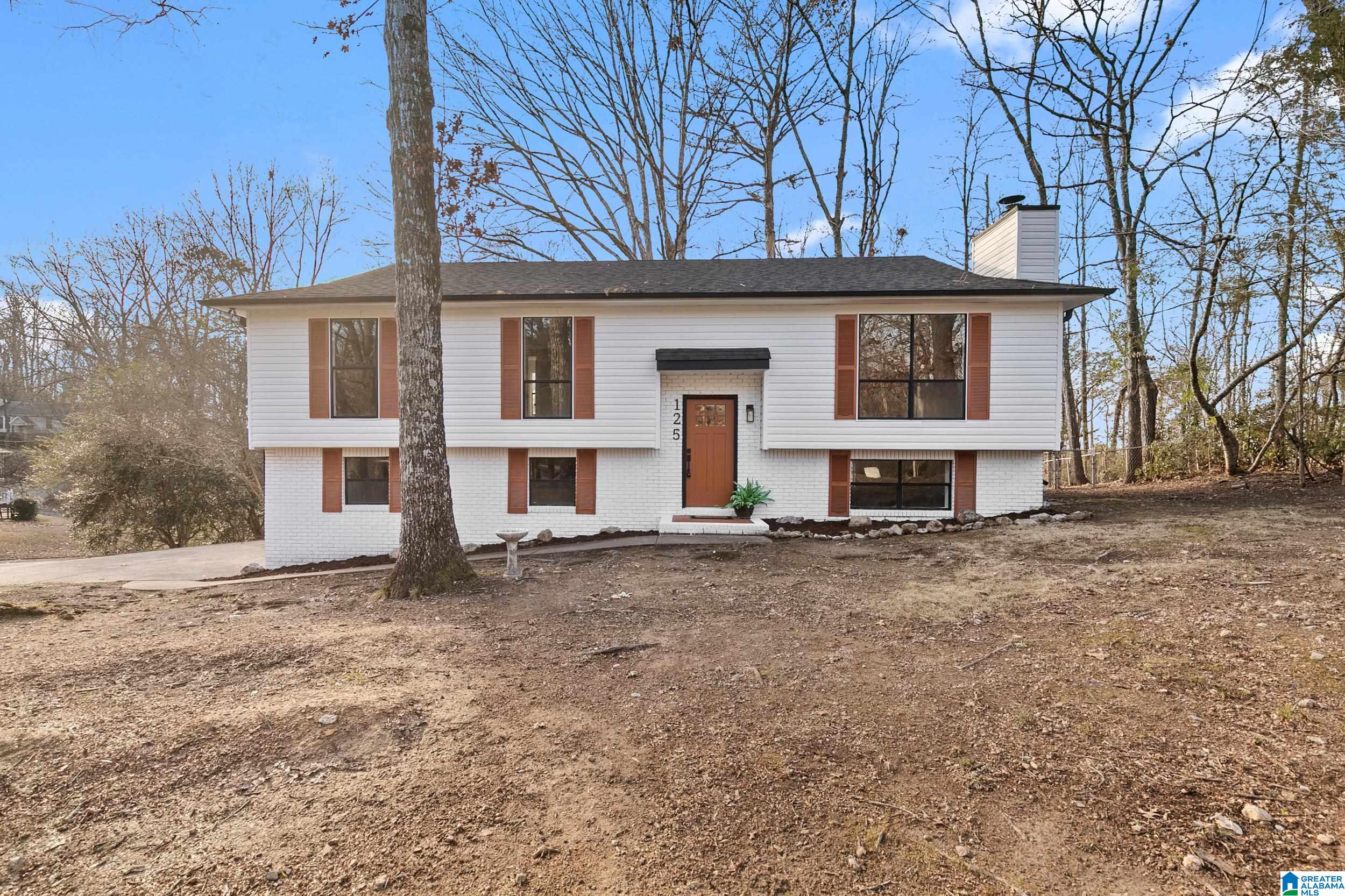 Homes for sale in Maylene, AL | 125 Mountain Parkway, Maylene, AL 35114 | MLS# 21442924