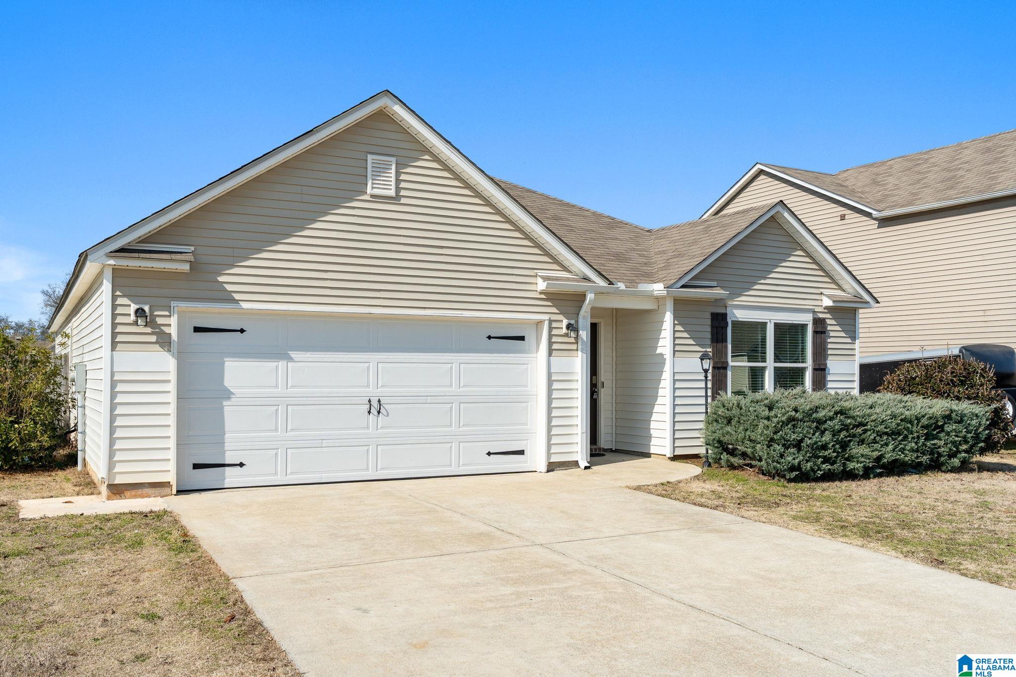 Homes for sale in Montevallo, AL | 216 Leonards Court, Montevallo, AL 35115 | MLS# 21442932