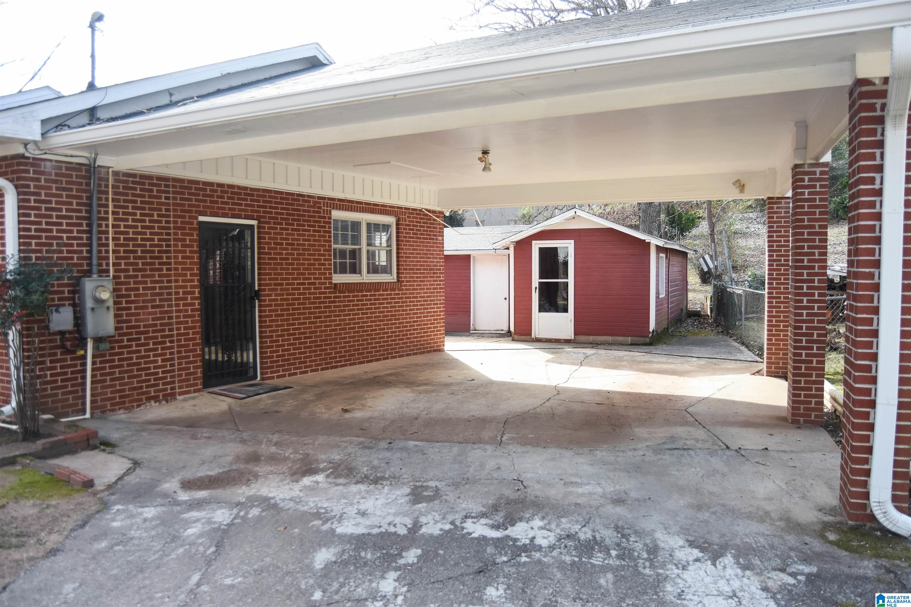 3rd image of 1104 Lynn Dr, Oxford, AL 36203 | MLS# 21442960