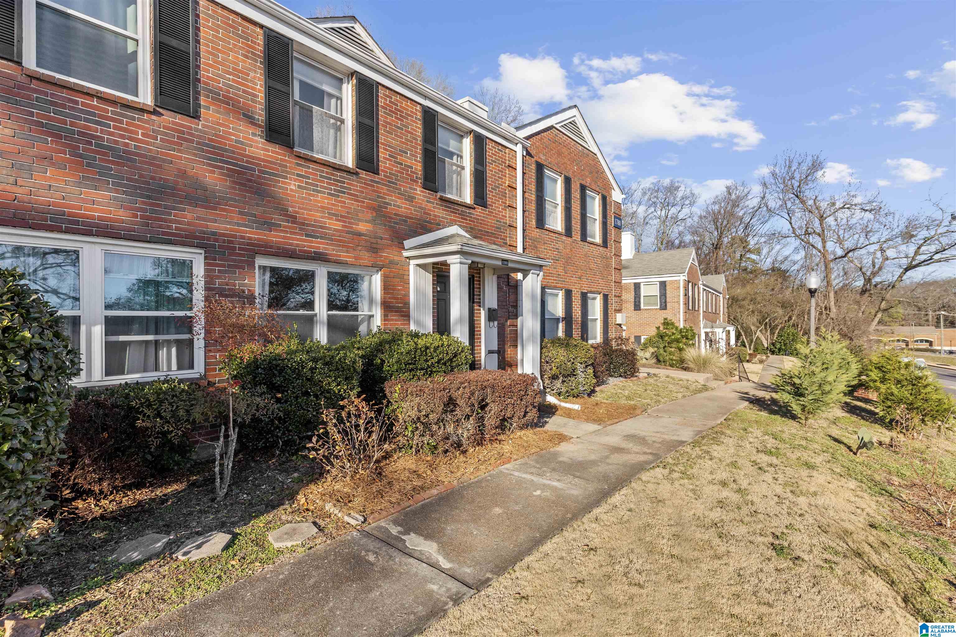 Homes for sale in Homewood, AL | 1780 Valley Avenue #E, Homewood, AL 35209 | MLS# 21442970