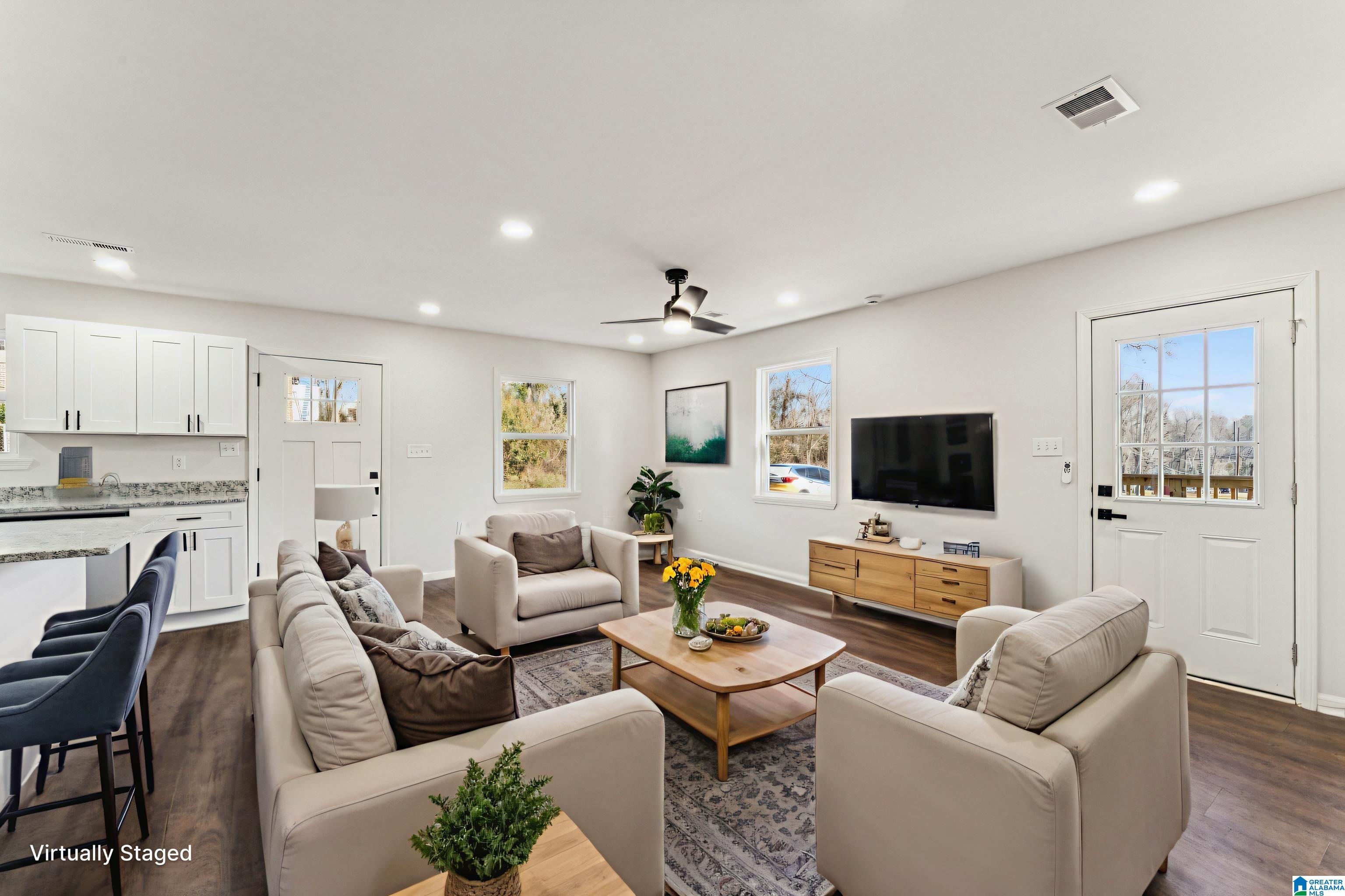 Homes for sale in Montevallo, AL | 140 Commerce Street, Montevallo, AL 35115 | MLS# 21442972