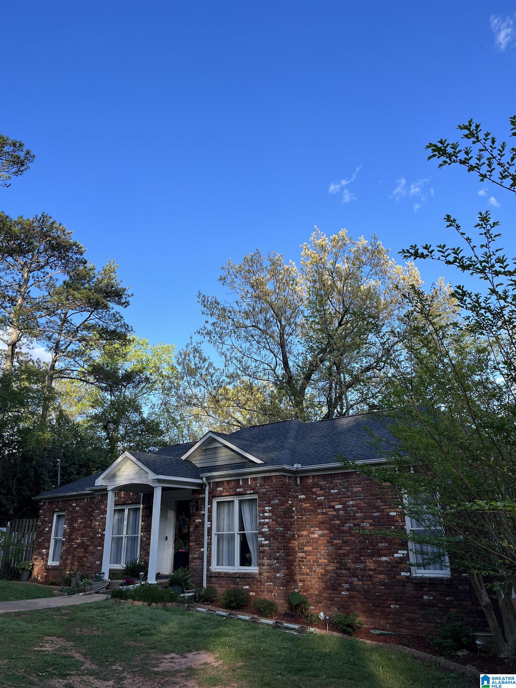 Homes for sale in Birmingham, AL | 415 Yellowstone Dr, Birmingham, AL 35206 | MLS# 21442976