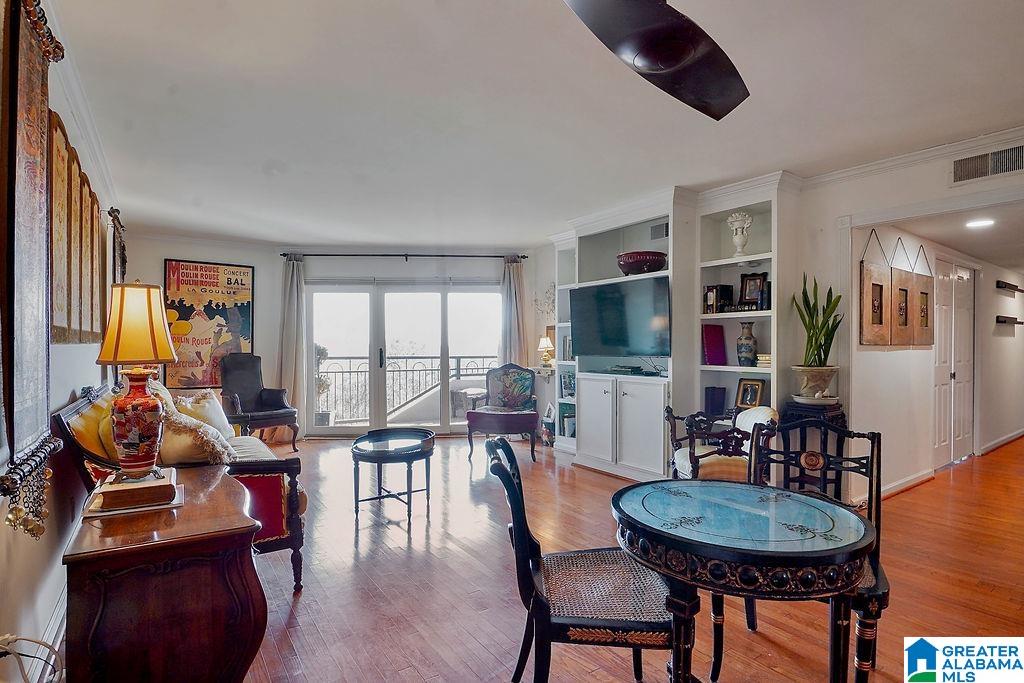 Homes for sale in Birmingham, AL | 1120 Beacon Parkway E #606, Birmingham, AL 35209 | MLS# 21442989