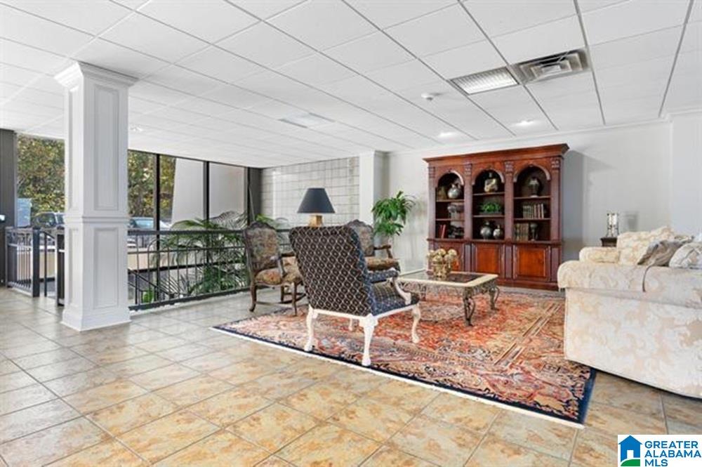 Homes for sale in Birmingham, AL | 1120 Beacon Parkway E #606, Birmingham, AL 35209 | MLS# 21442989