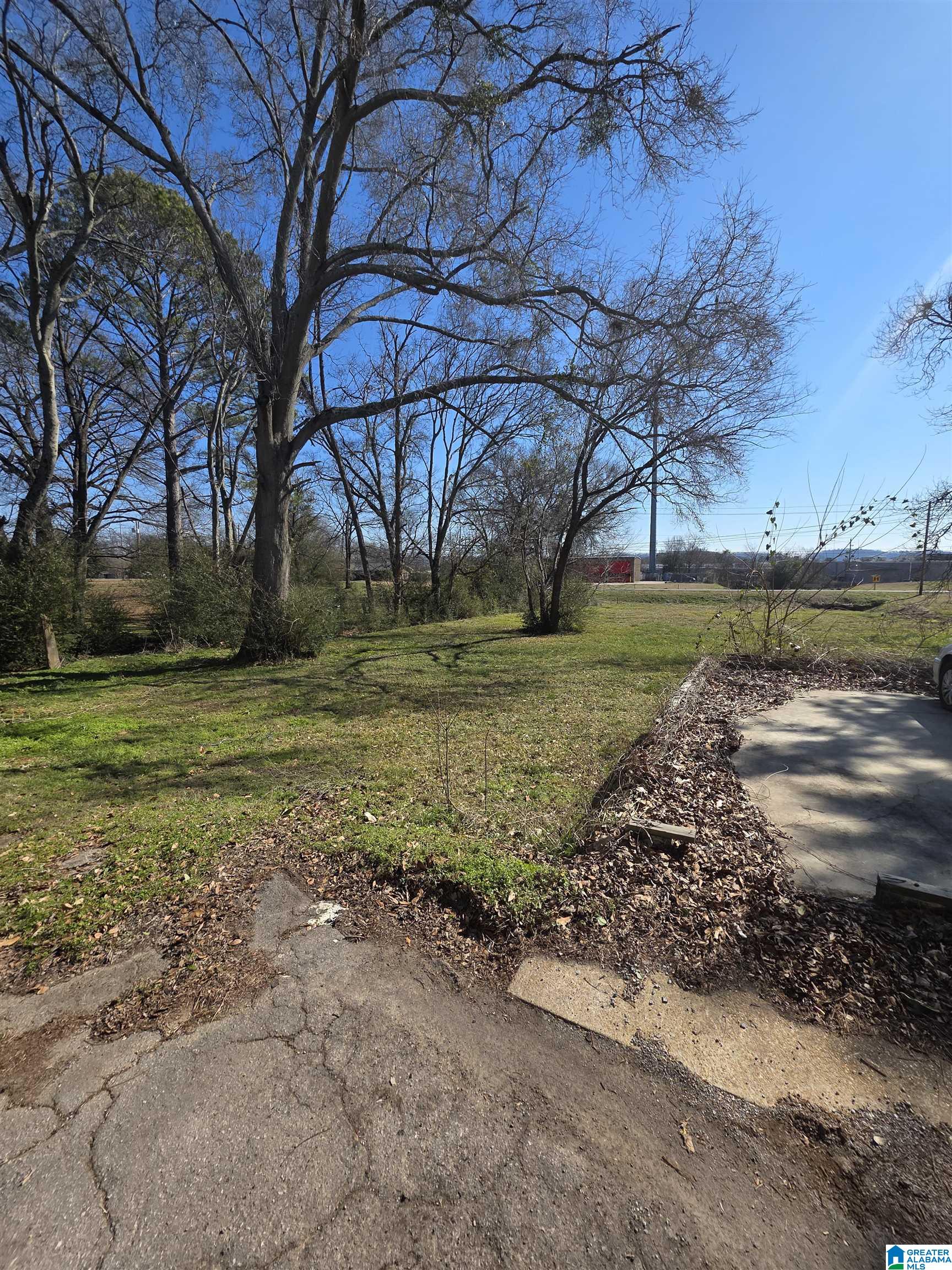 Homes for sale in Midfield, AL | 802 Woodward Road, Midfield, AL 35228 | MLS# 21443016