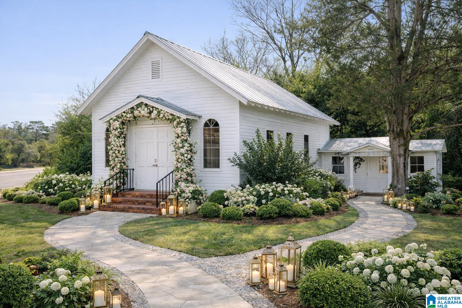 2436 EBENEZER LANE