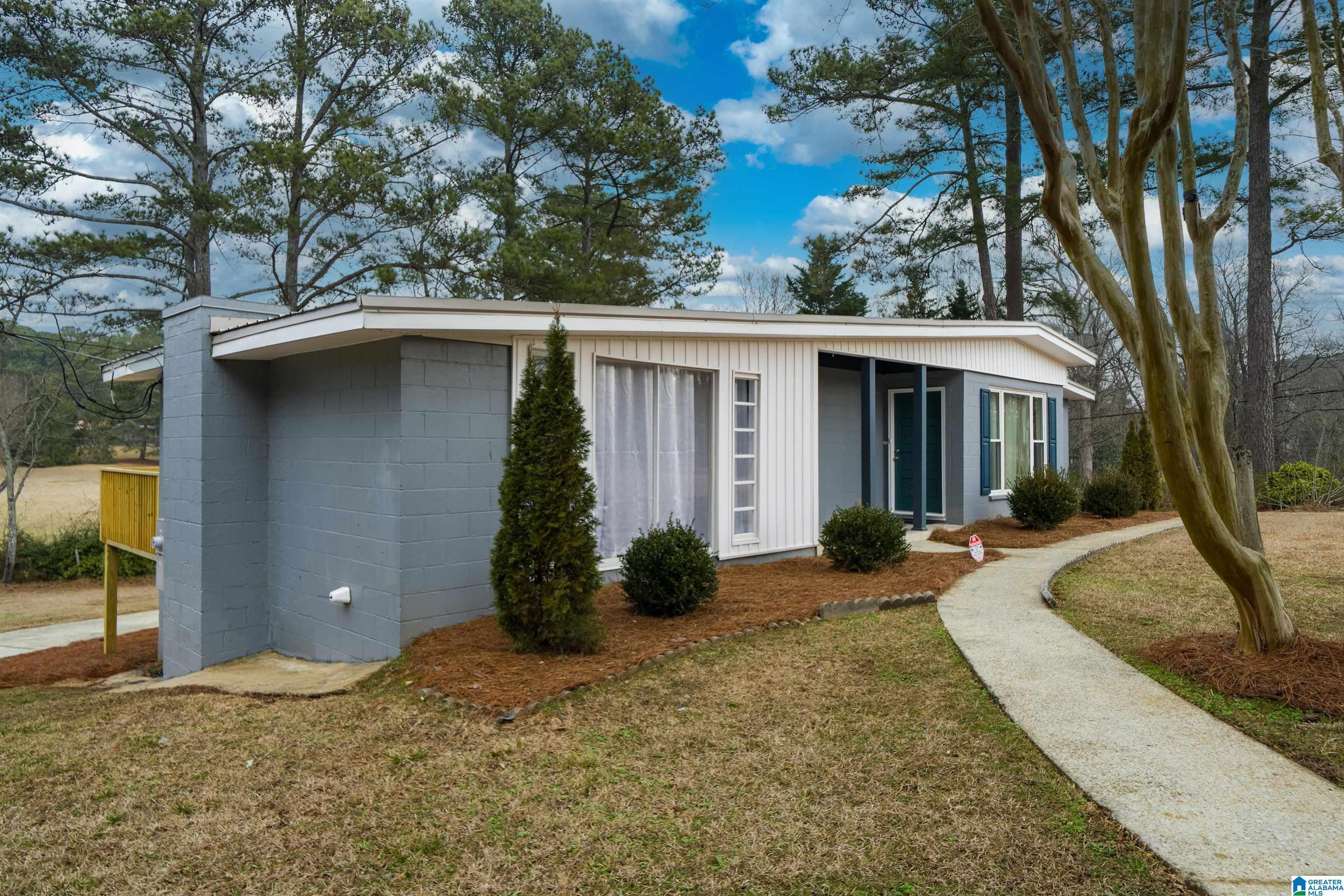 Homes for sale in Pinson, AL | 6904 Self Road, Pinson, AL 35126 | MLS# 21443120